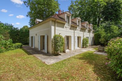Sale Luxury house Montfort-l'Amaury 7 Rooms 193 m²
