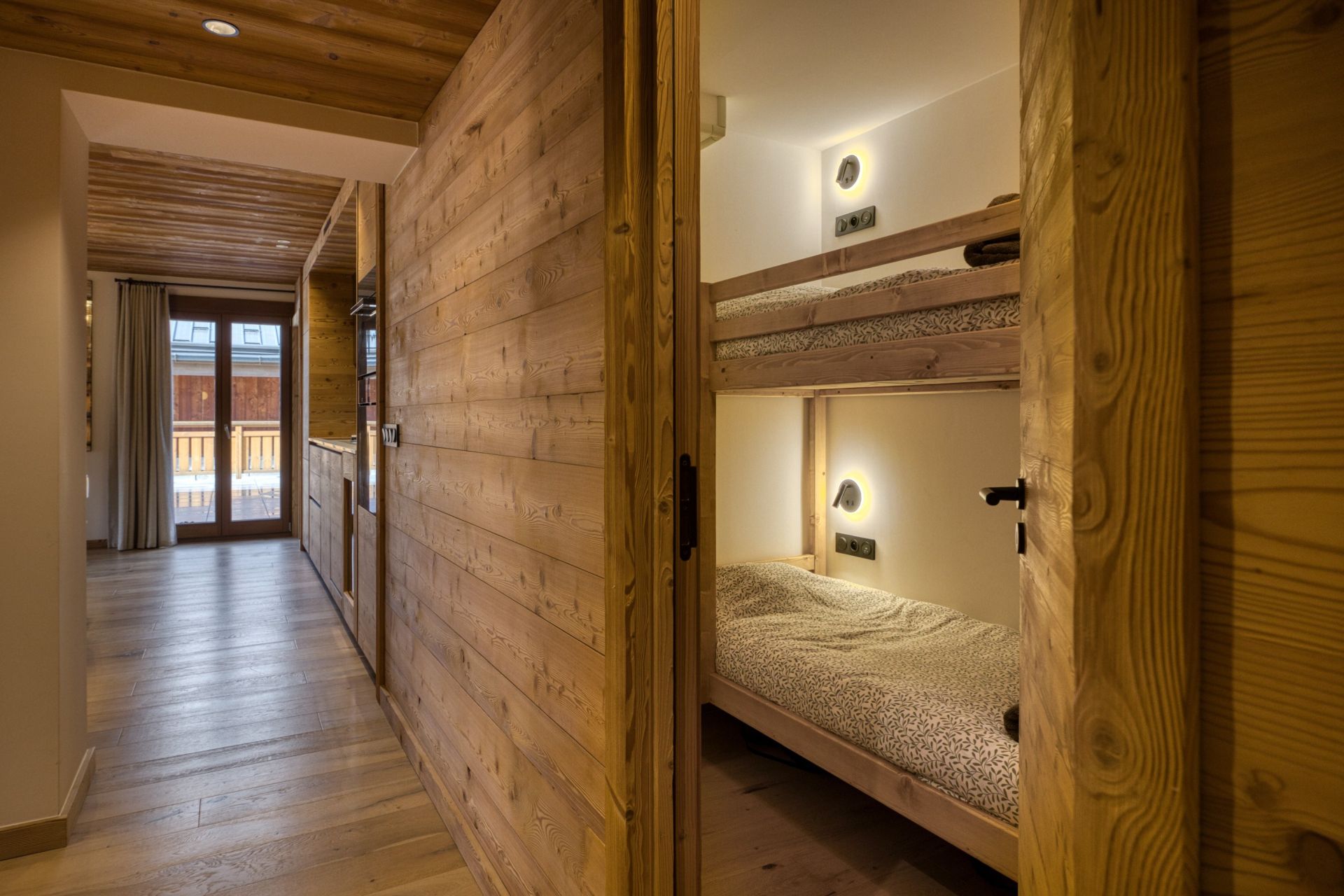 luxury apartment 5 Rooms for seasonal rent on MEGEVE (74120)