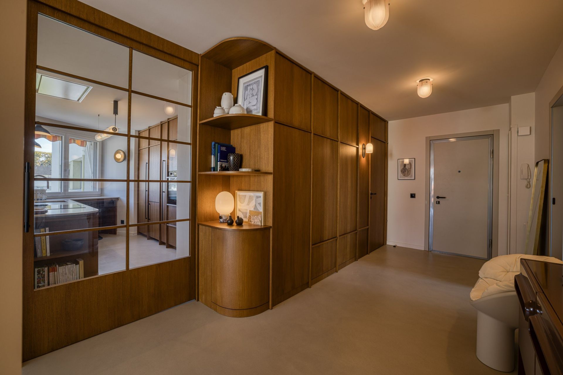 luxury apartment 5 Rooms for sale on ANNECY (74000)