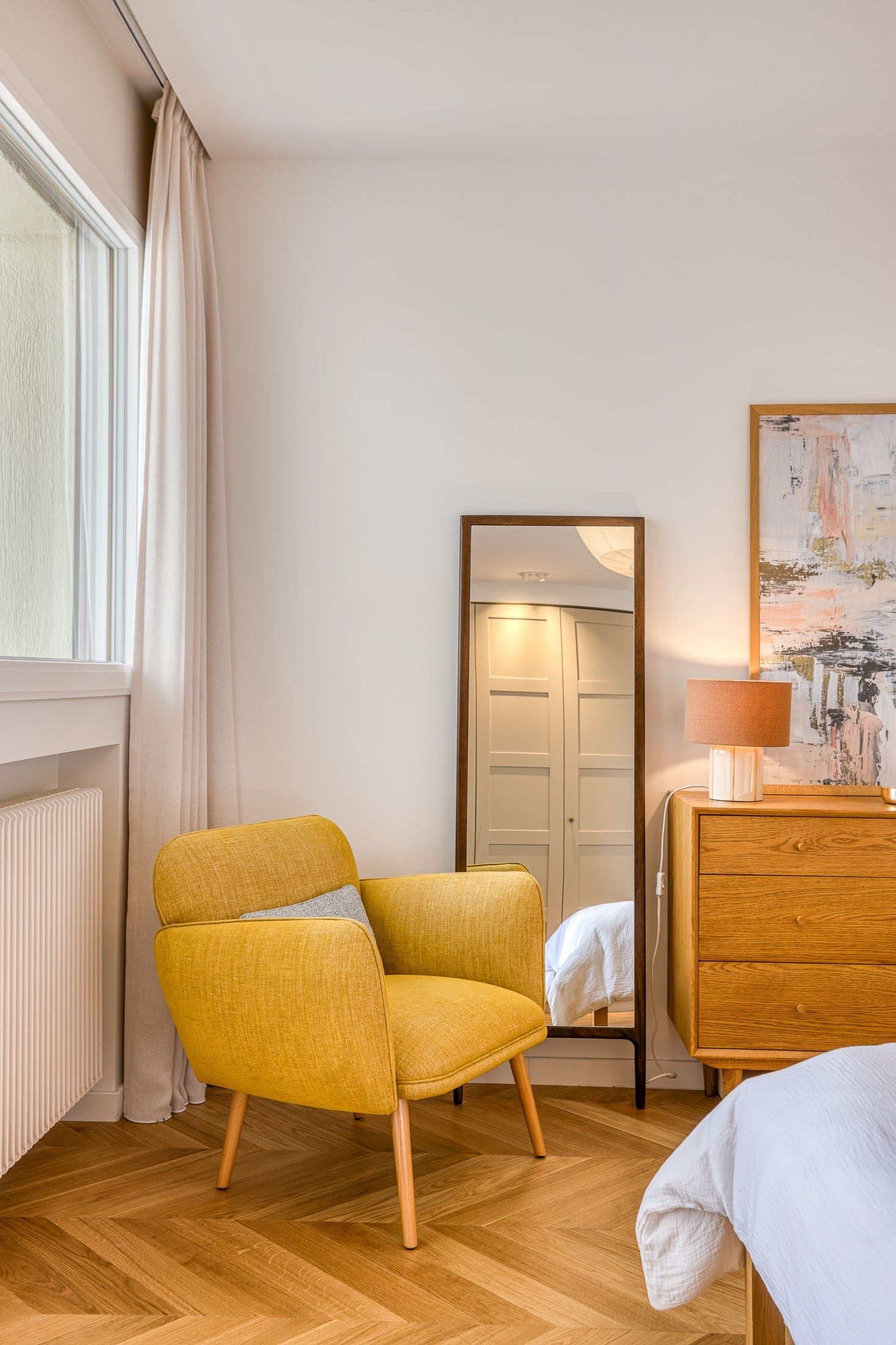 luxury apartment 5 Rooms for sale on ANNECY (74000)