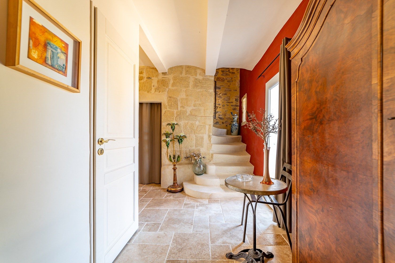 luxury house 5 Rooms for sale on MONTPELLIER (34000)