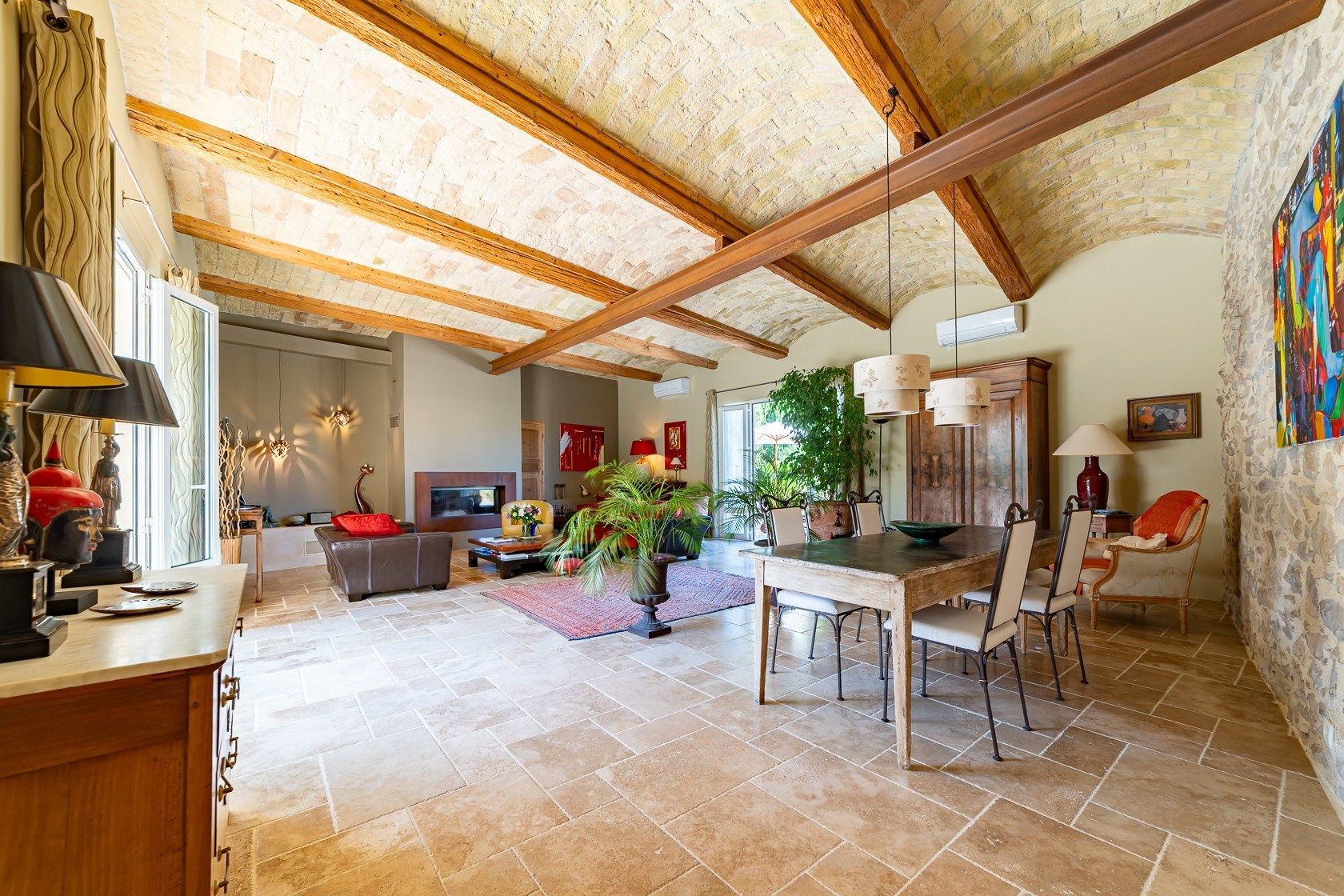 luxury house 5 Rooms for sale on MONTPELLIER (34000)