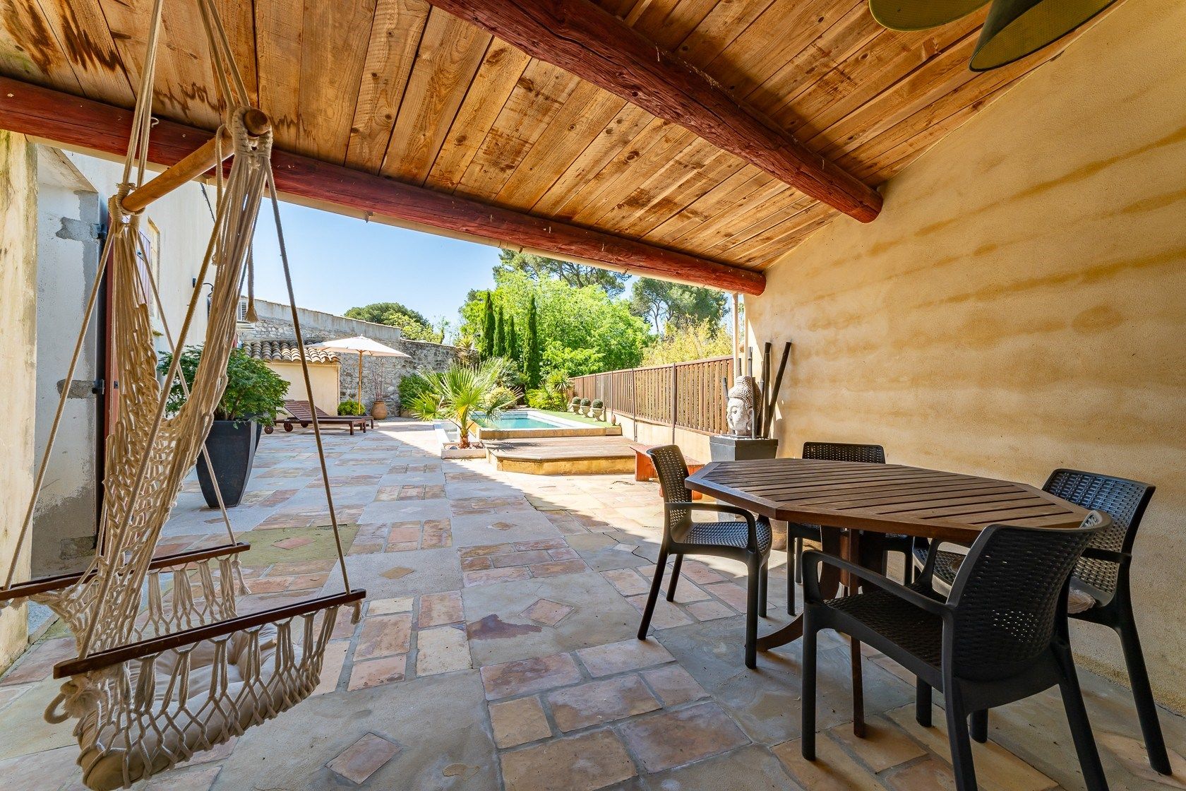 luxury house 5 Rooms for sale on MONTPELLIER (34000)