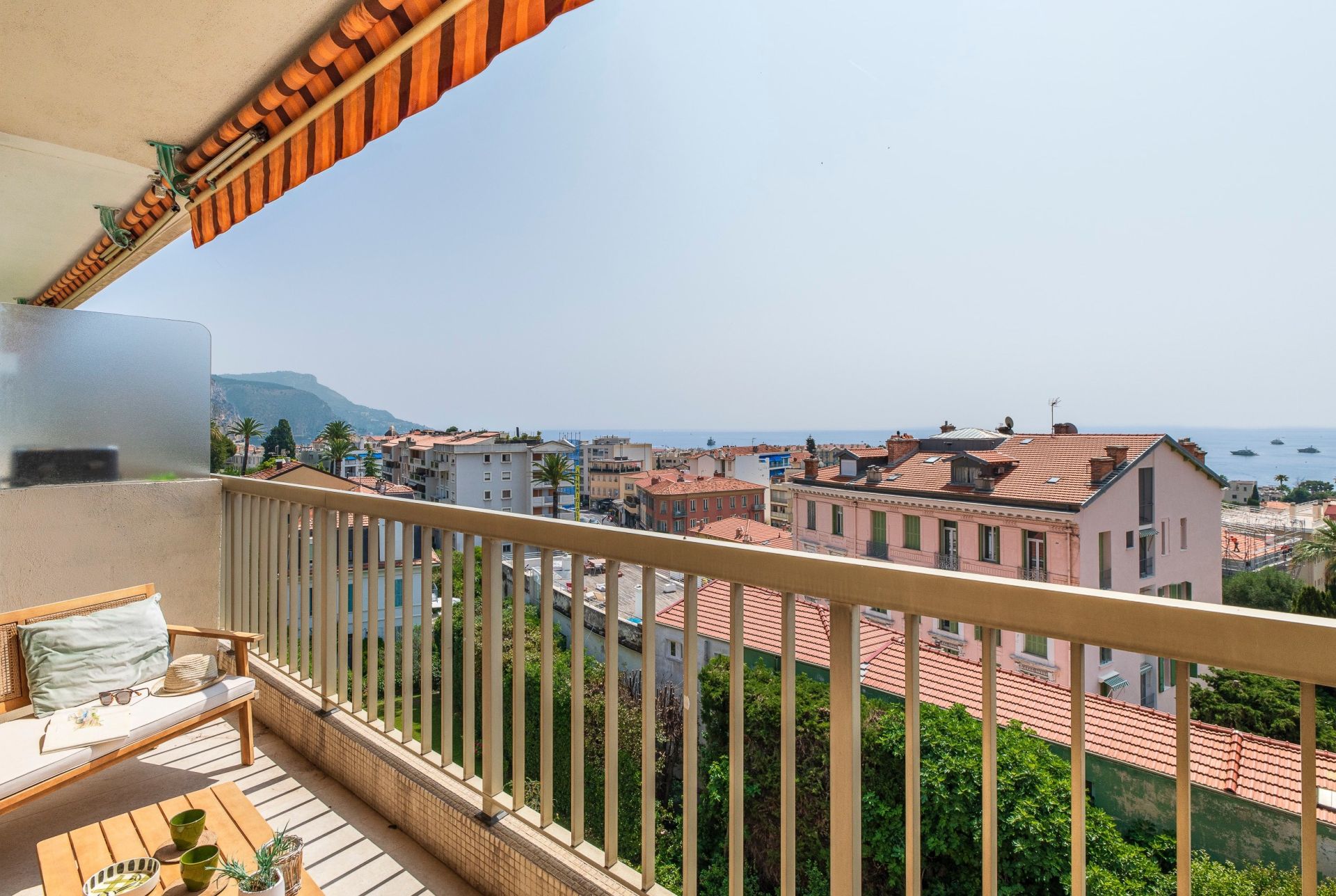 luxury apartment 3 Rooms for sale on BEAULIEU SUR MER (06310)