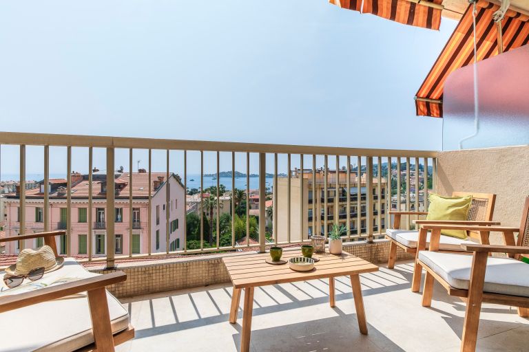 luxury apartment 3 Rooms for sale on BEAULIEU SUR MER (06310)