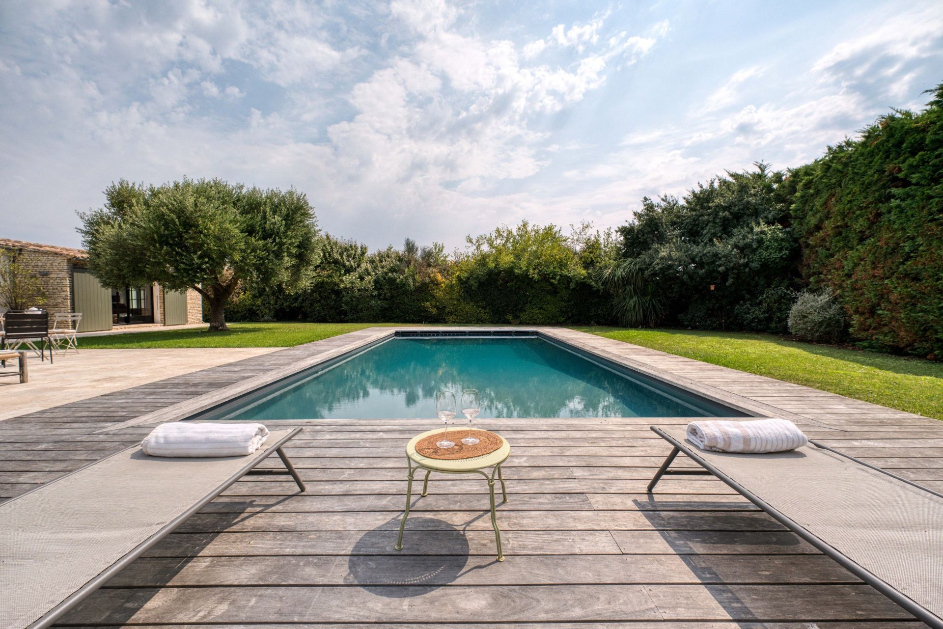 luxury house 8 Rooms for sale on ST MARTIN DE RE (17410)