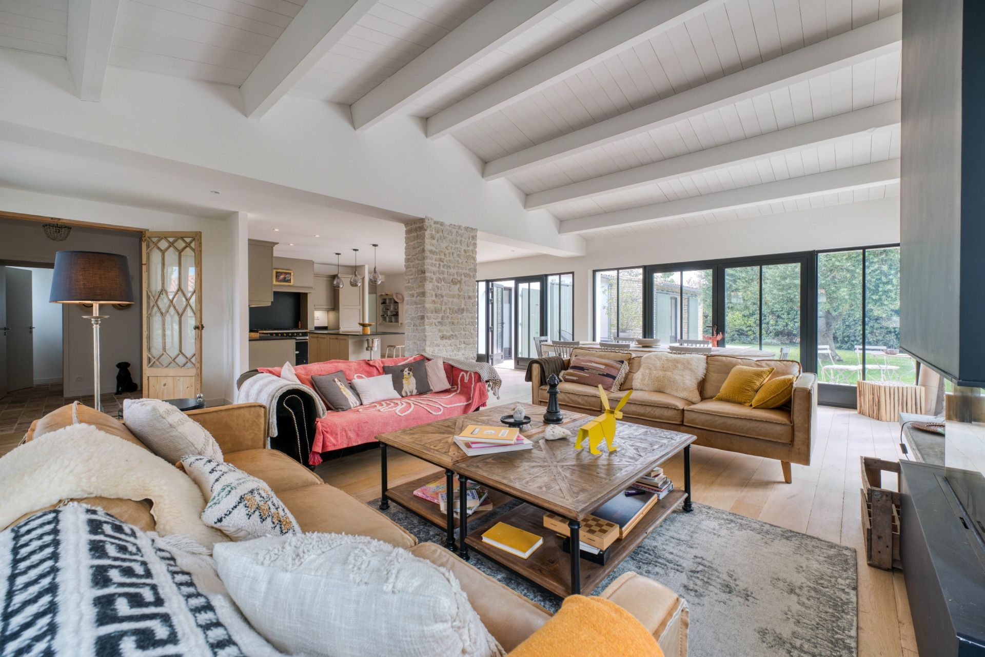 luxury house 8 Rooms for sale on ST MARTIN DE RE (17410)