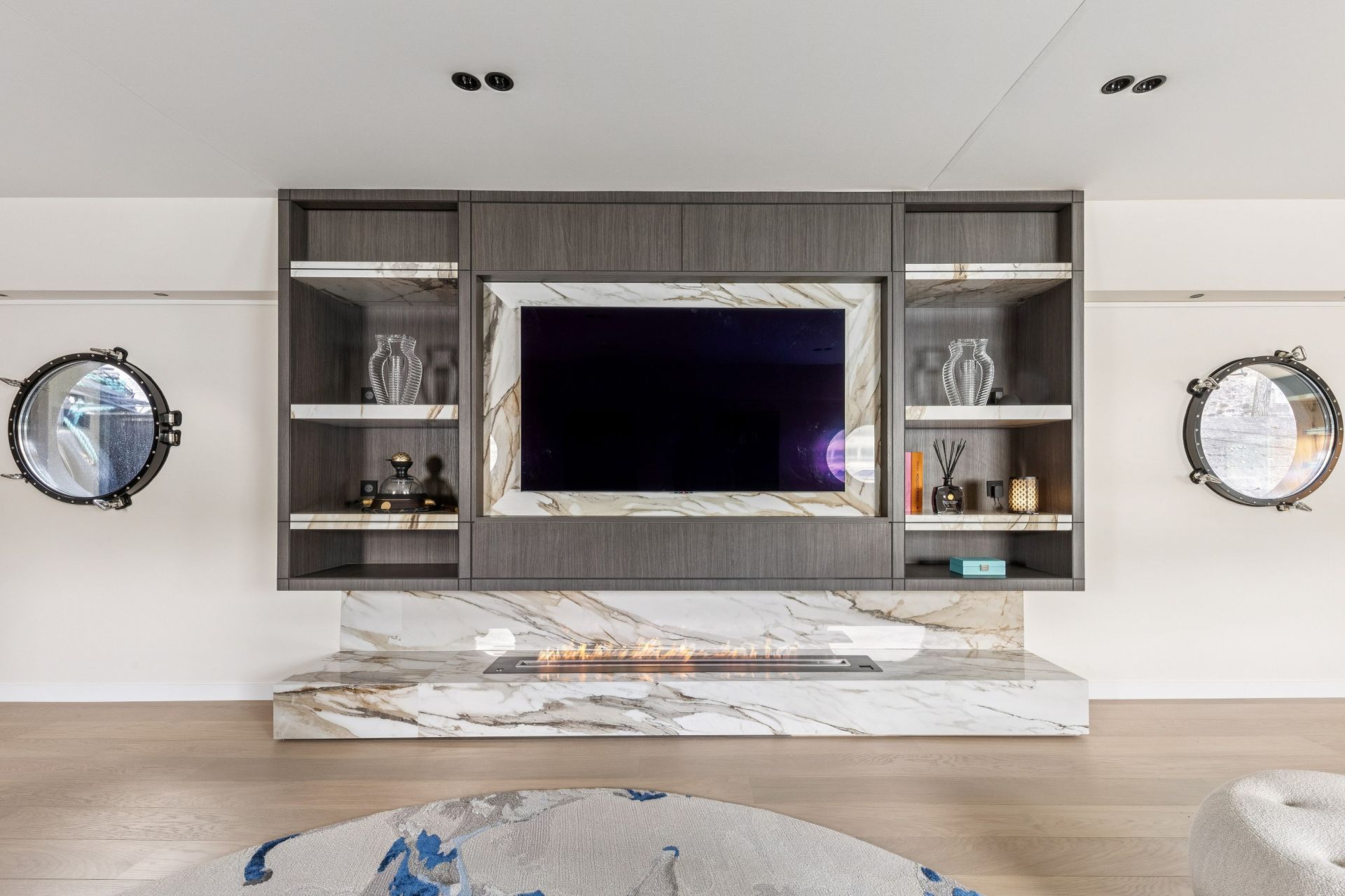 péniche de luxe 5 Pièces en vente sur PARIS (75016)