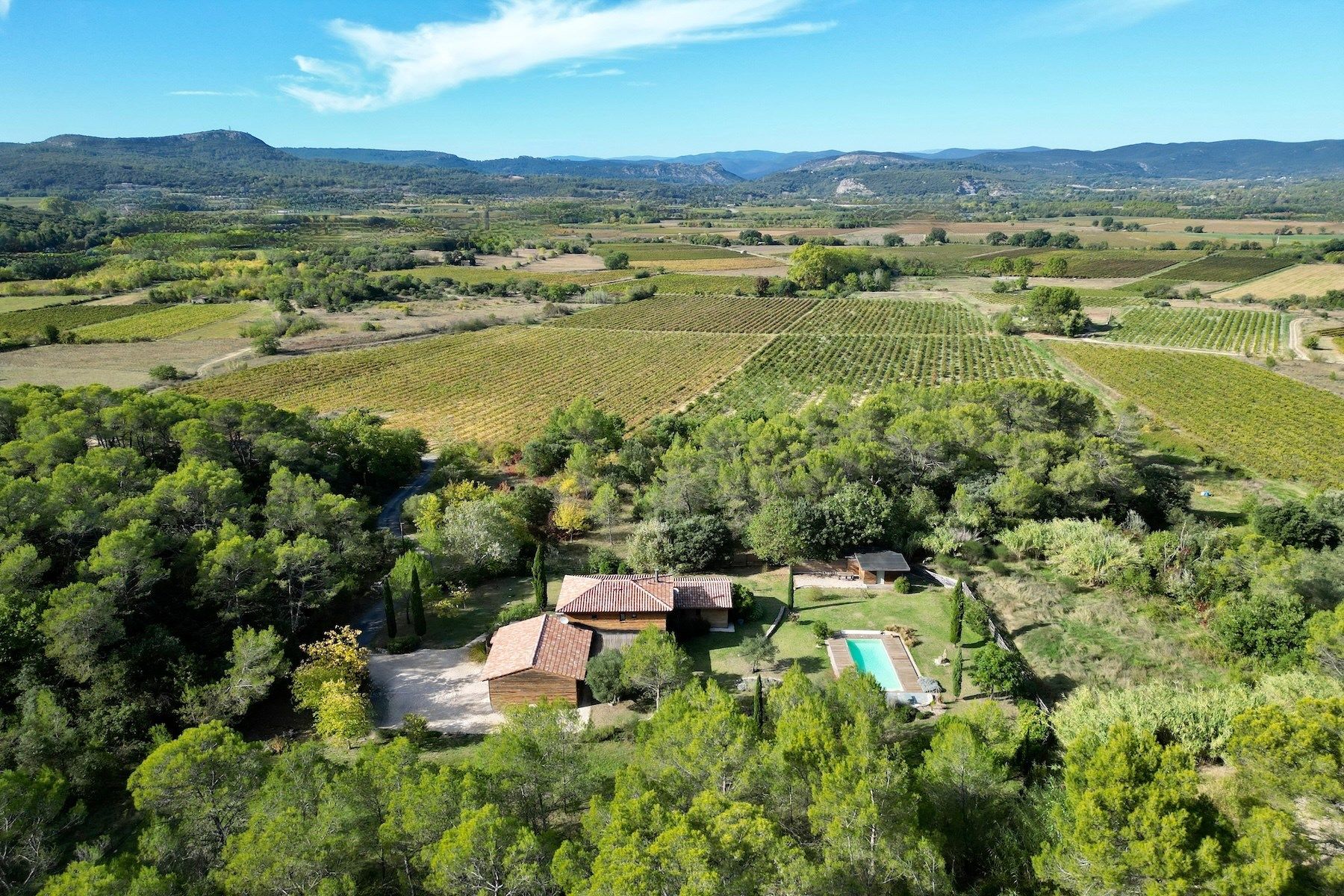 luxury house 7 Rooms for sale on ANDUZE (30140)