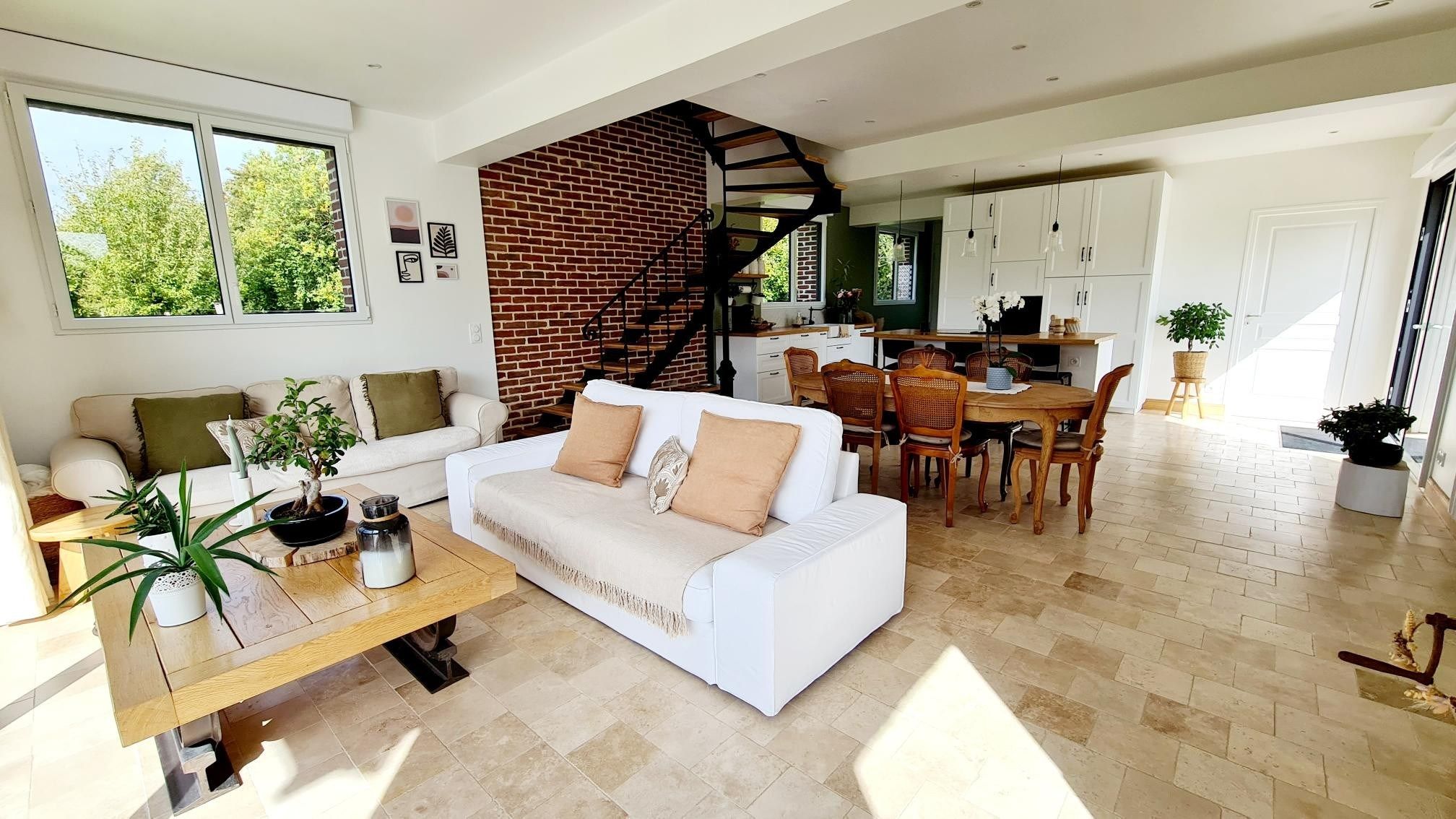 luxury house 5 Rooms for sale on PONT L EVEQUE (14130)