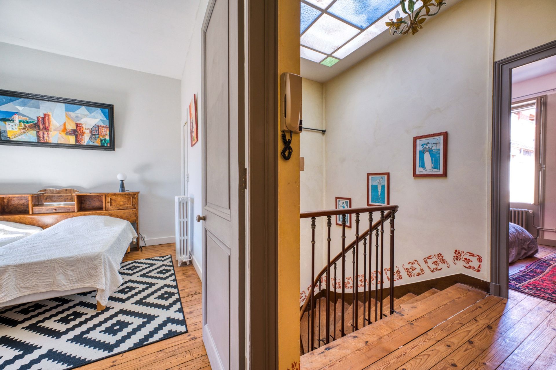 luxury house 10 Rooms for sale on LA ROCHELLE (17000)