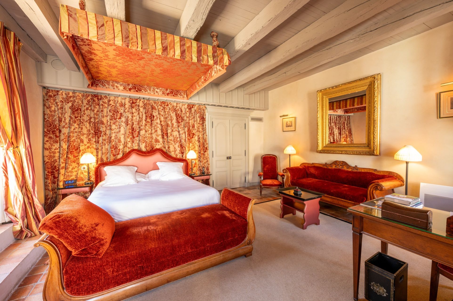 mansion 20 Rooms for sale on AGEN (47000)
