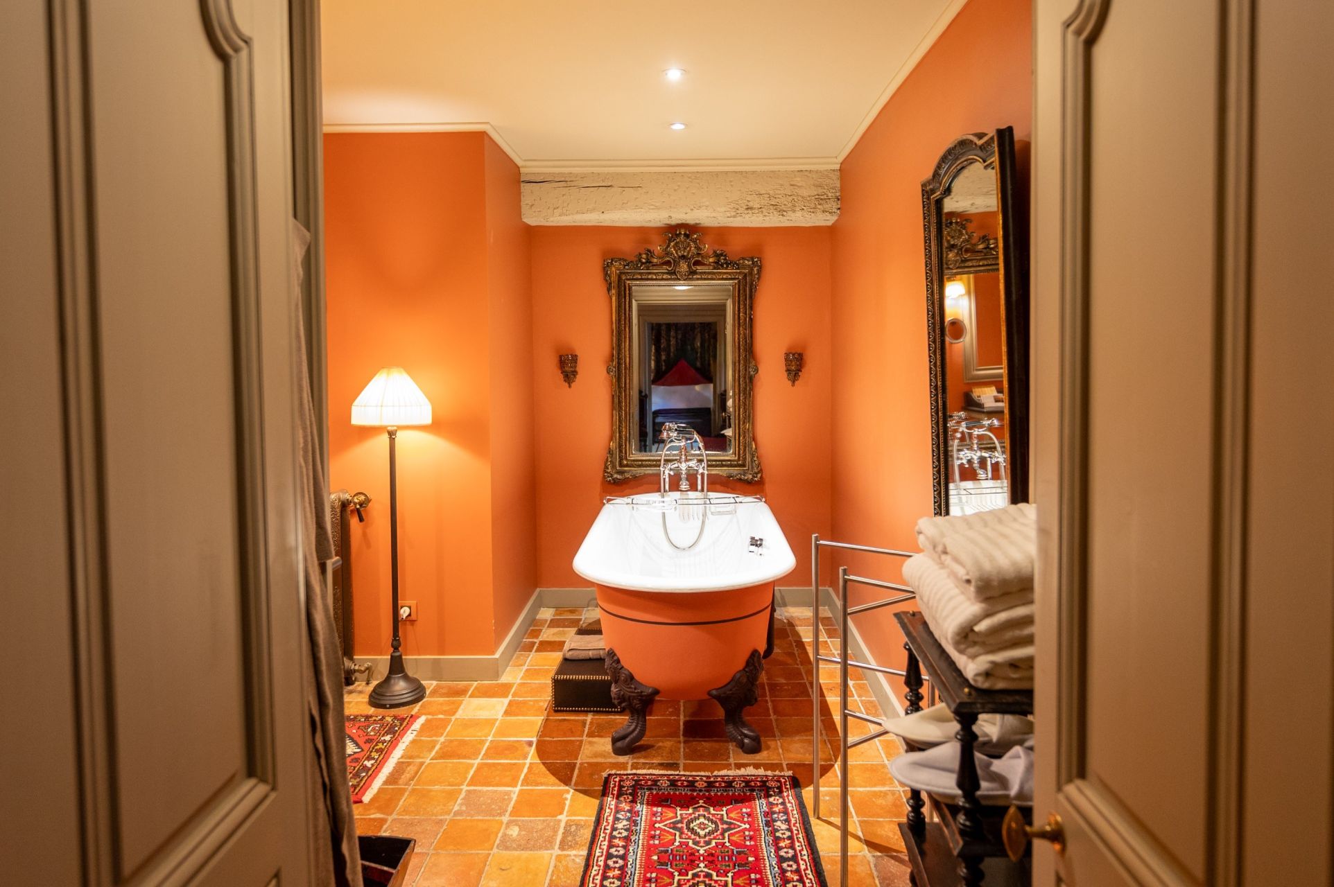 mansion 20 Rooms for sale on AGEN (47000)