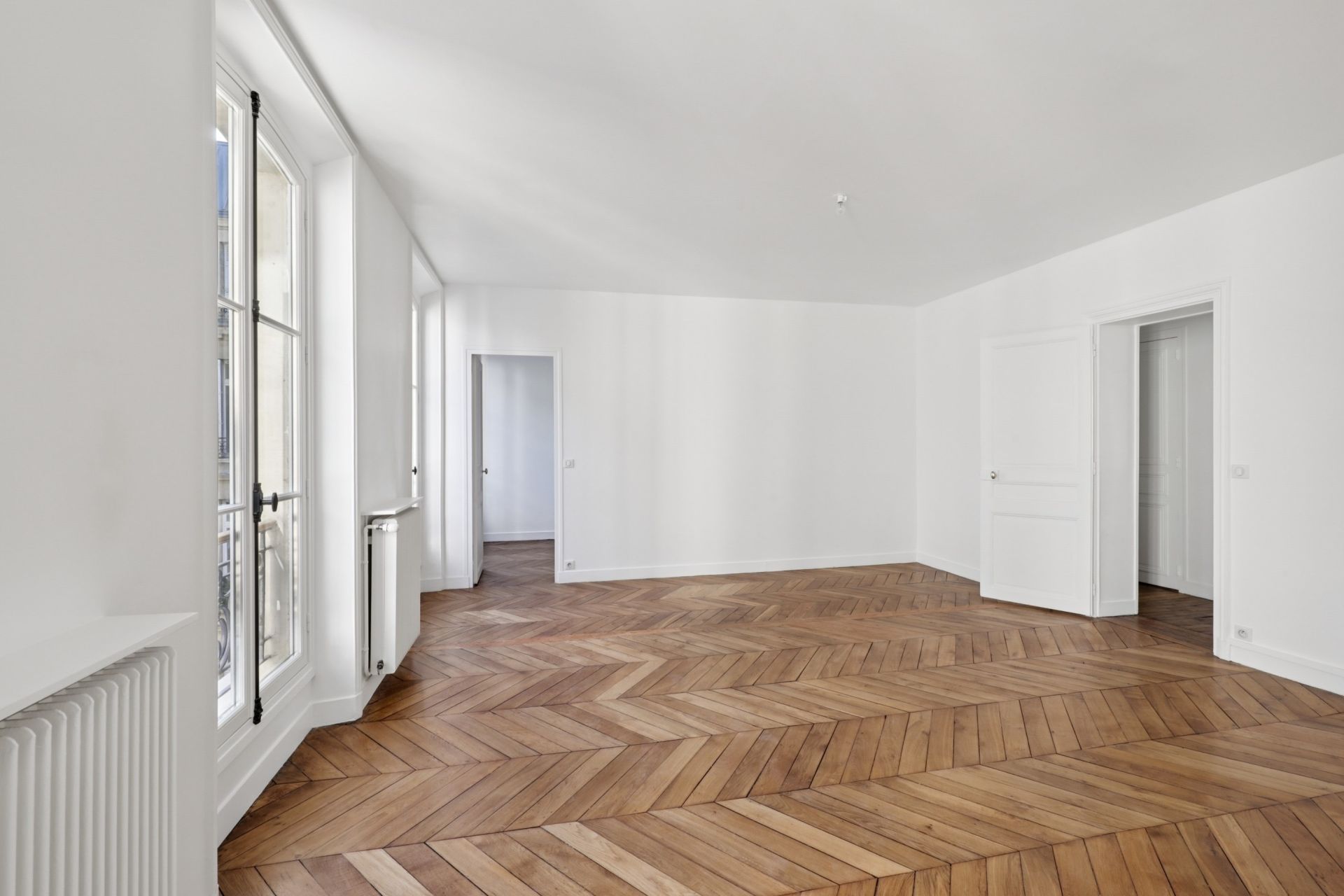 luxury apartment 3 Rooms for sale on PARIS (75008)