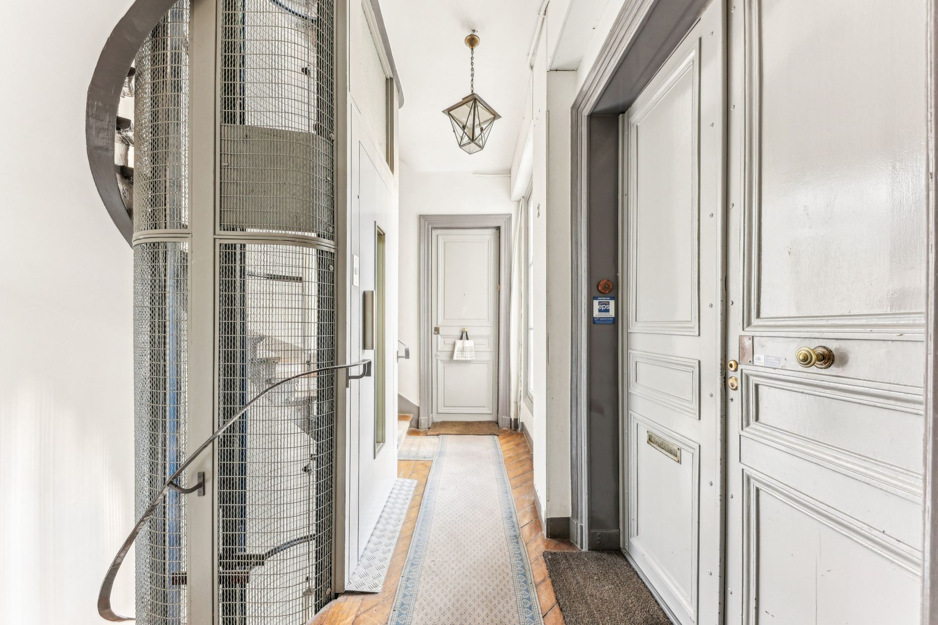 luxury apartment 3 Rooms for sale on PARIS (75007)