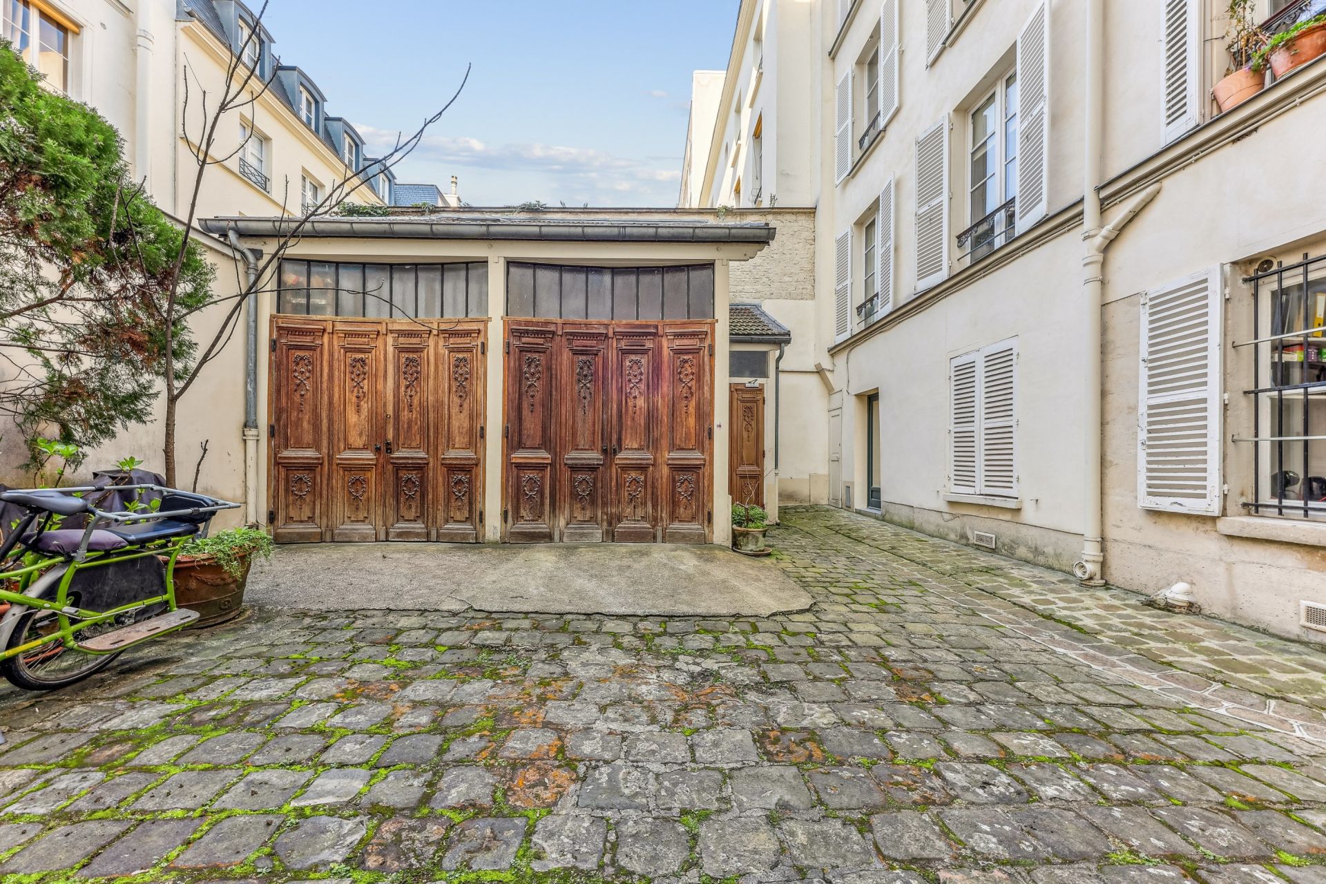 luxury apartment 3 Rooms for sale on PARIS (75007)