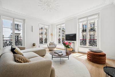 Sale Luxury apartment Paris 7 3 Rooms 76 m²