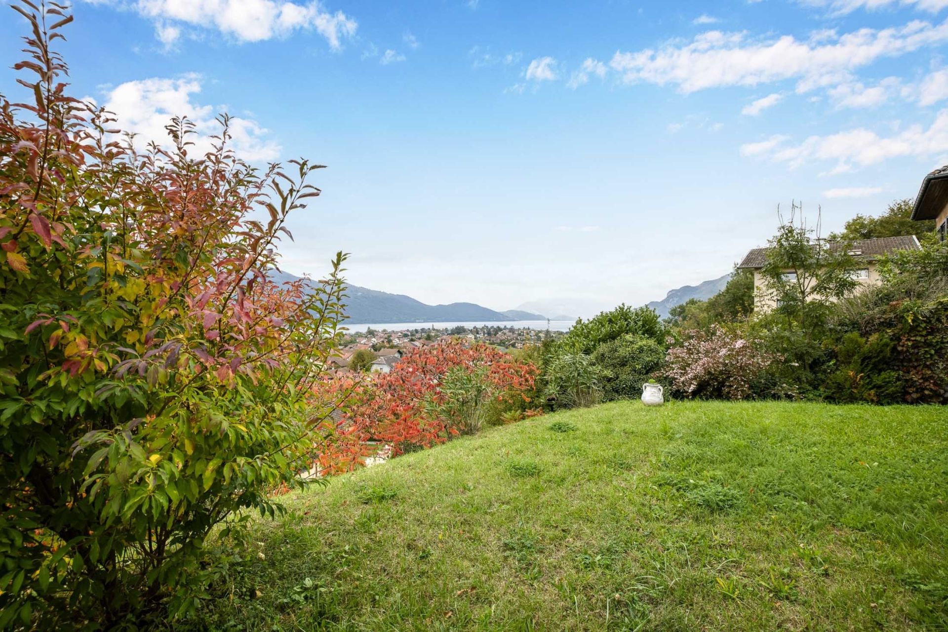 luxury house 8 Rooms for sale on BRISON ST INNOCENT (73100)