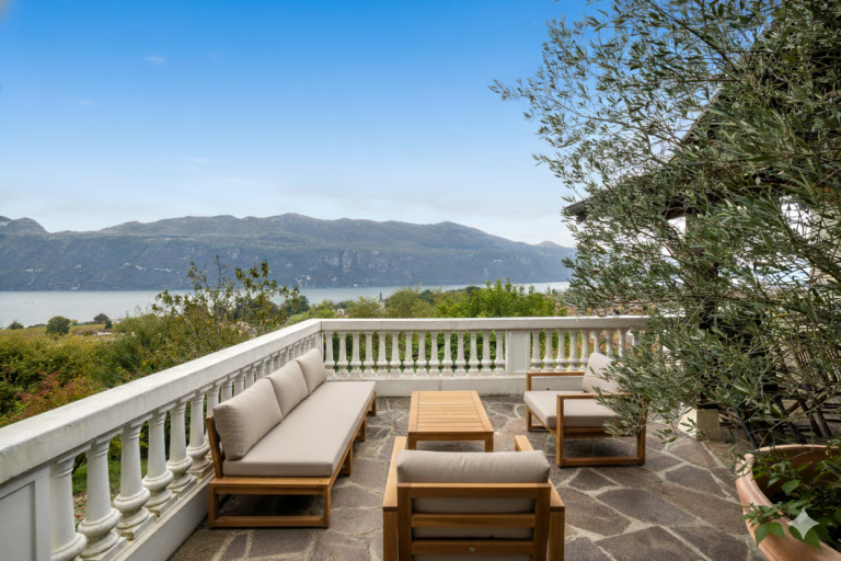 luxury house 8 Rooms for sale on BRISON ST INNOCENT (73100)