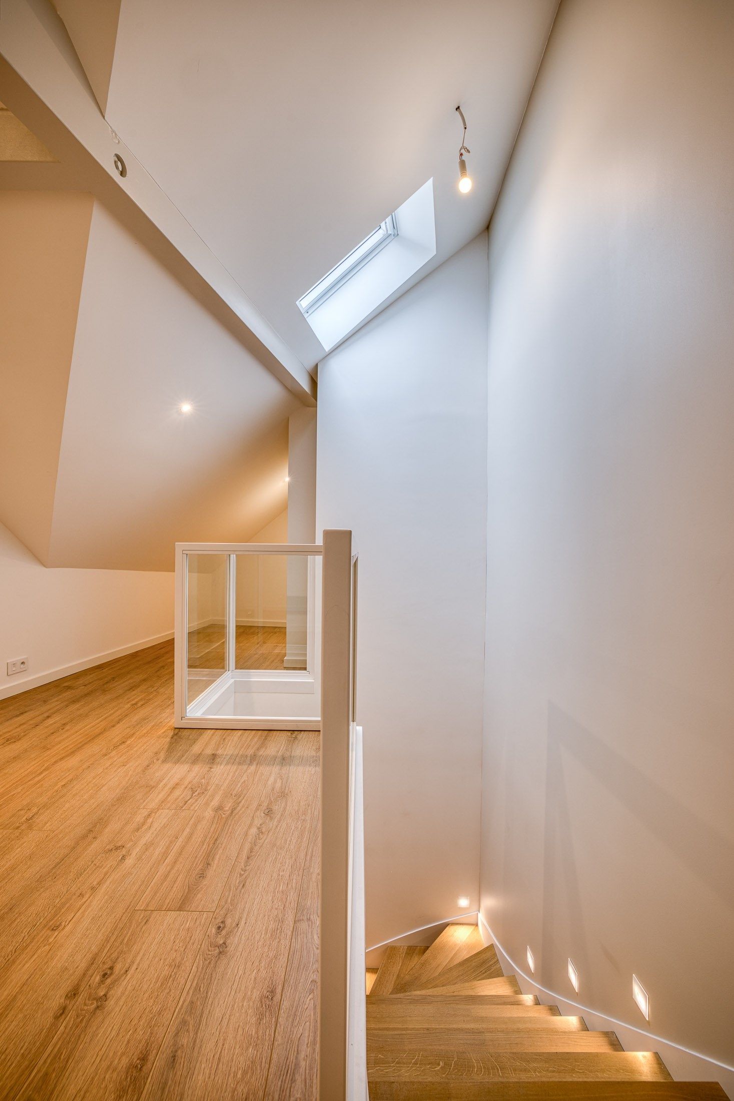 luxury apartment 3 Rooms for sale on ANNECY (74000)