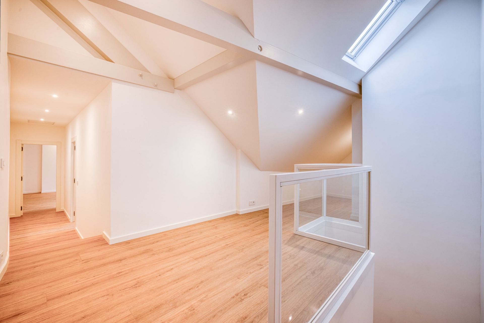 luxury apartment 3 Rooms for sale on ANNECY (74000)