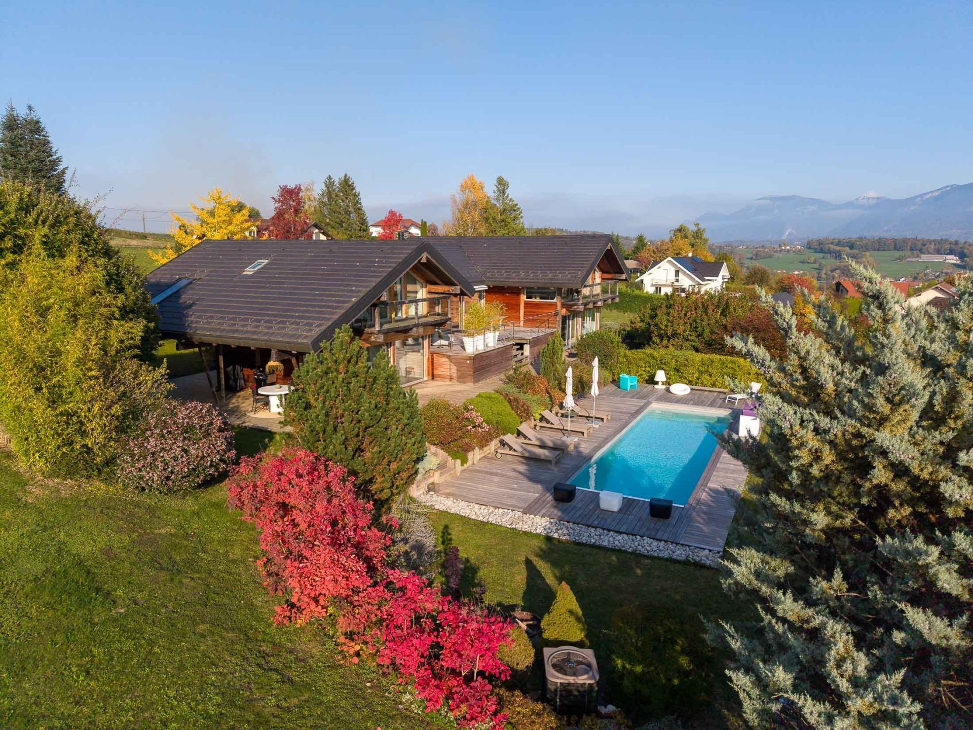 luxury house 9 Rooms for sale on ST MARTIN BELLEVUE (74370)