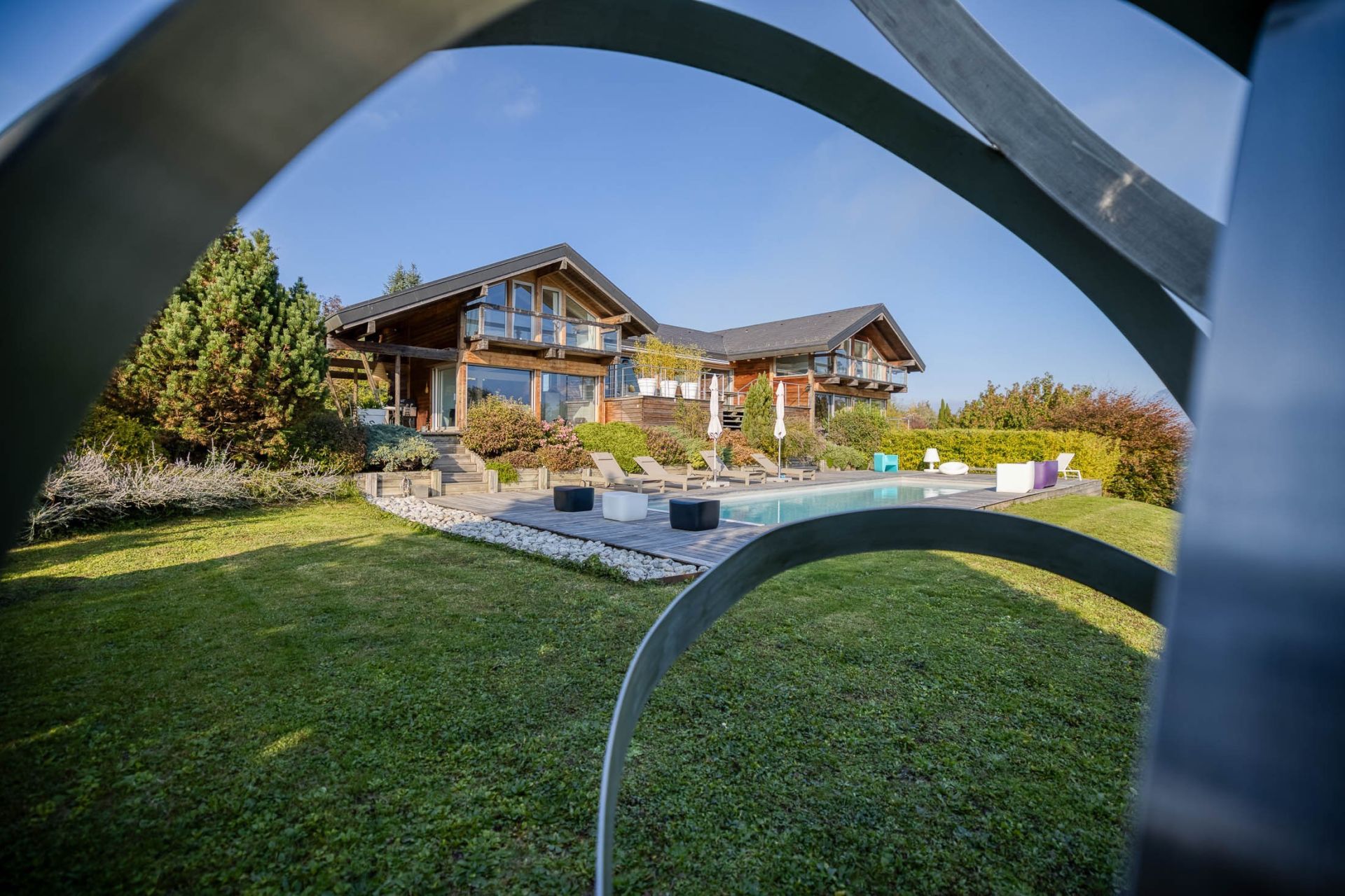 luxury house 9 Rooms for sale on ANNECY (74000)