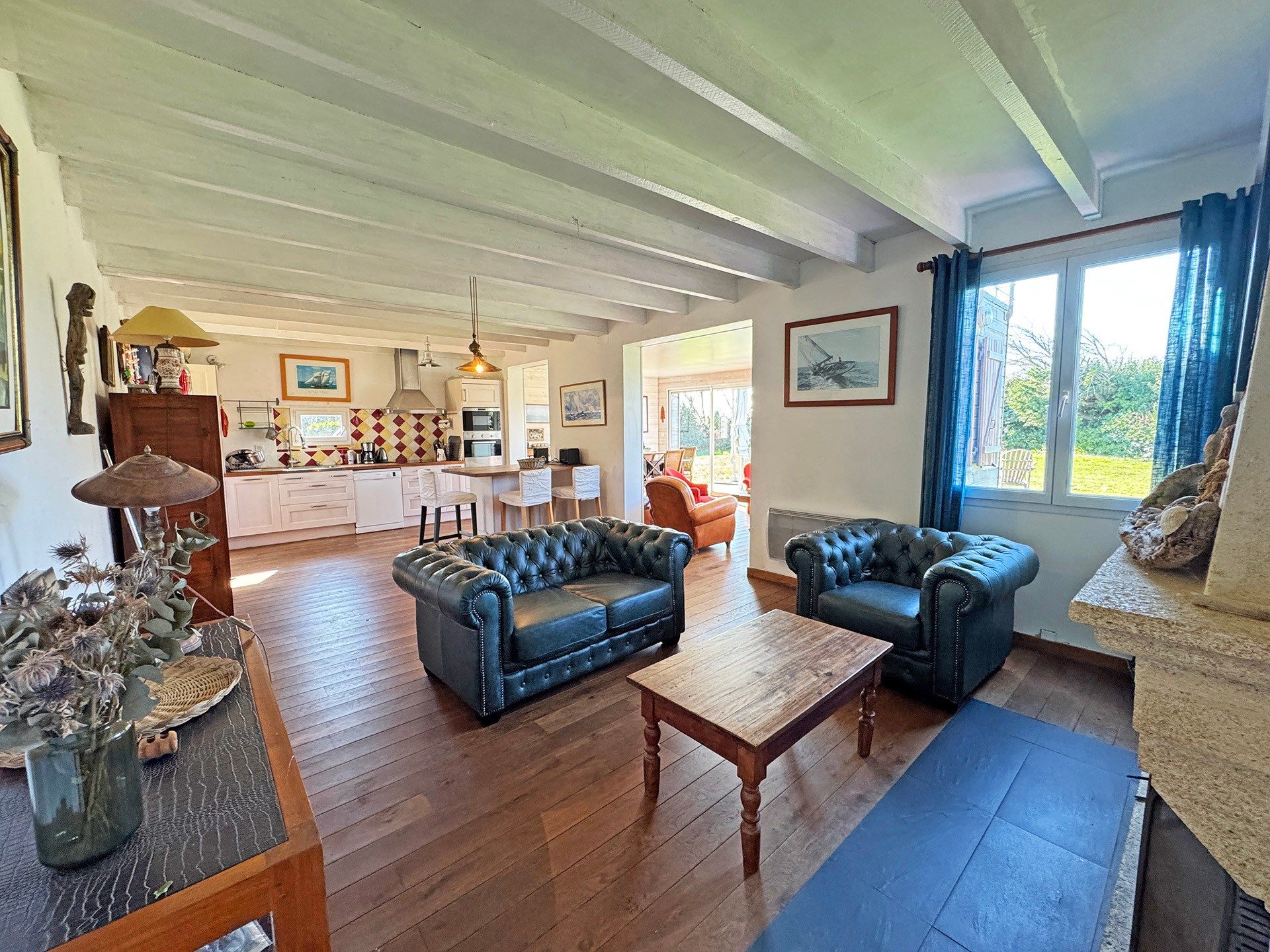 maison de luxe 8 Pièces en vente sur TREOGAT (29720)