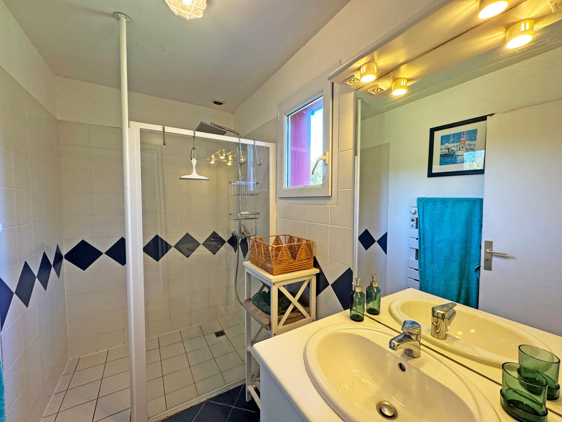 maison de luxe 8 Pièces en vente sur TREOGAT (29720)