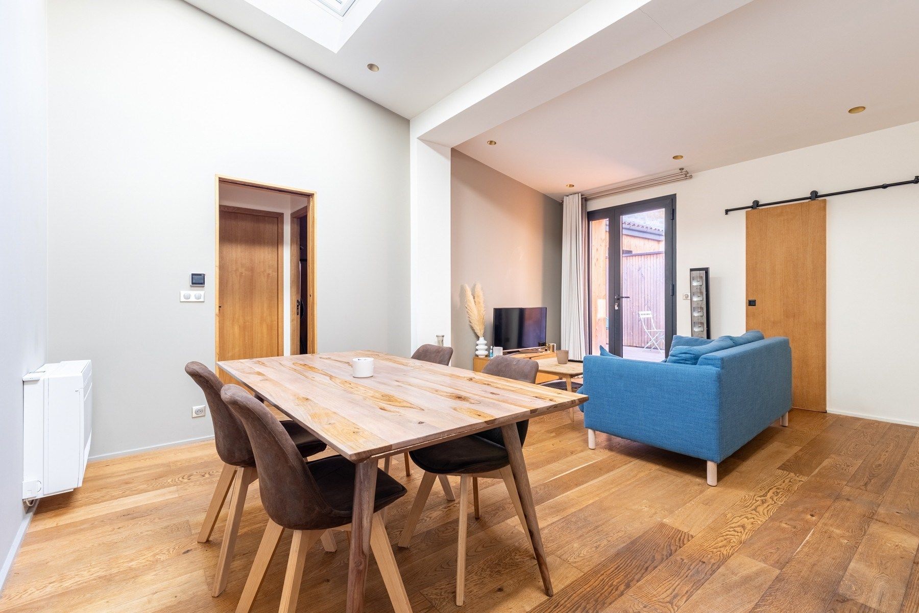 luxury apartment 2 Rooms for sale on BORDEAUX (33000)