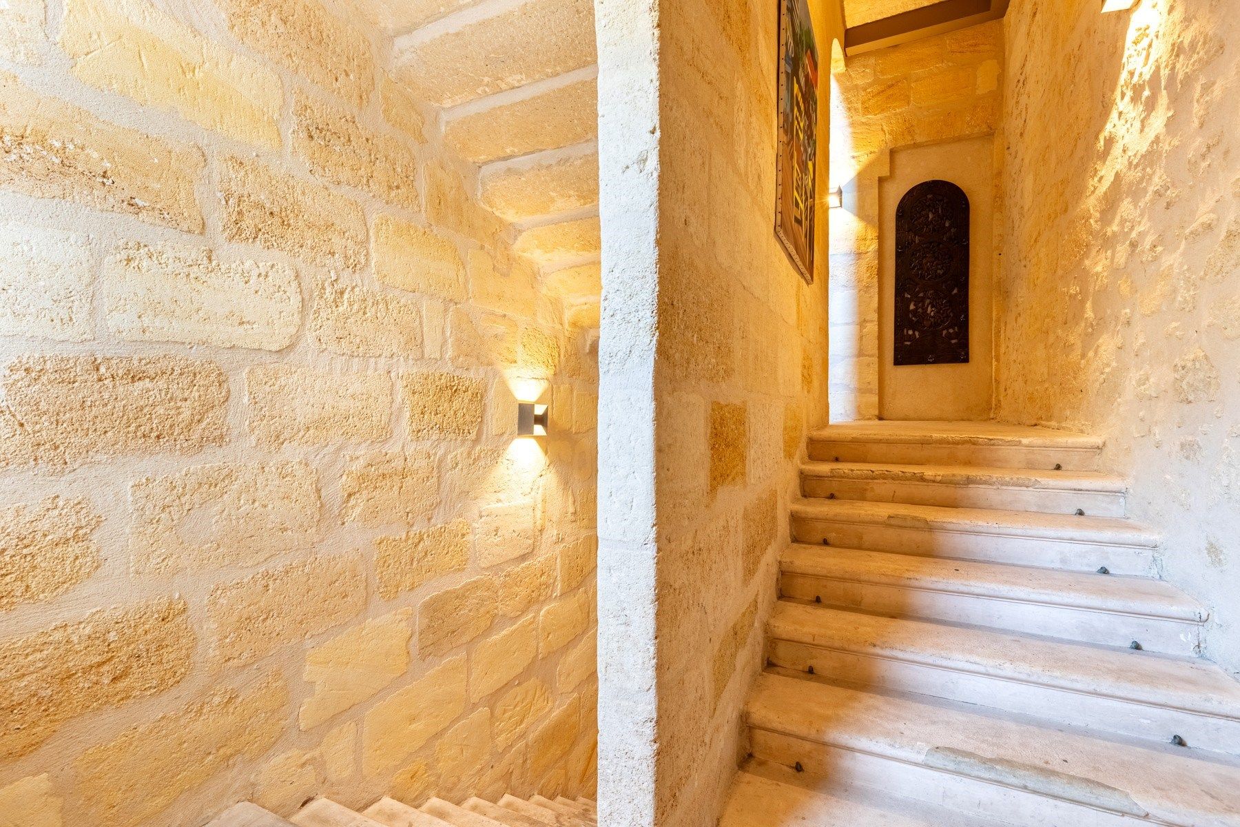 luxury apartment 2 Rooms for sale on BORDEAUX (33000)