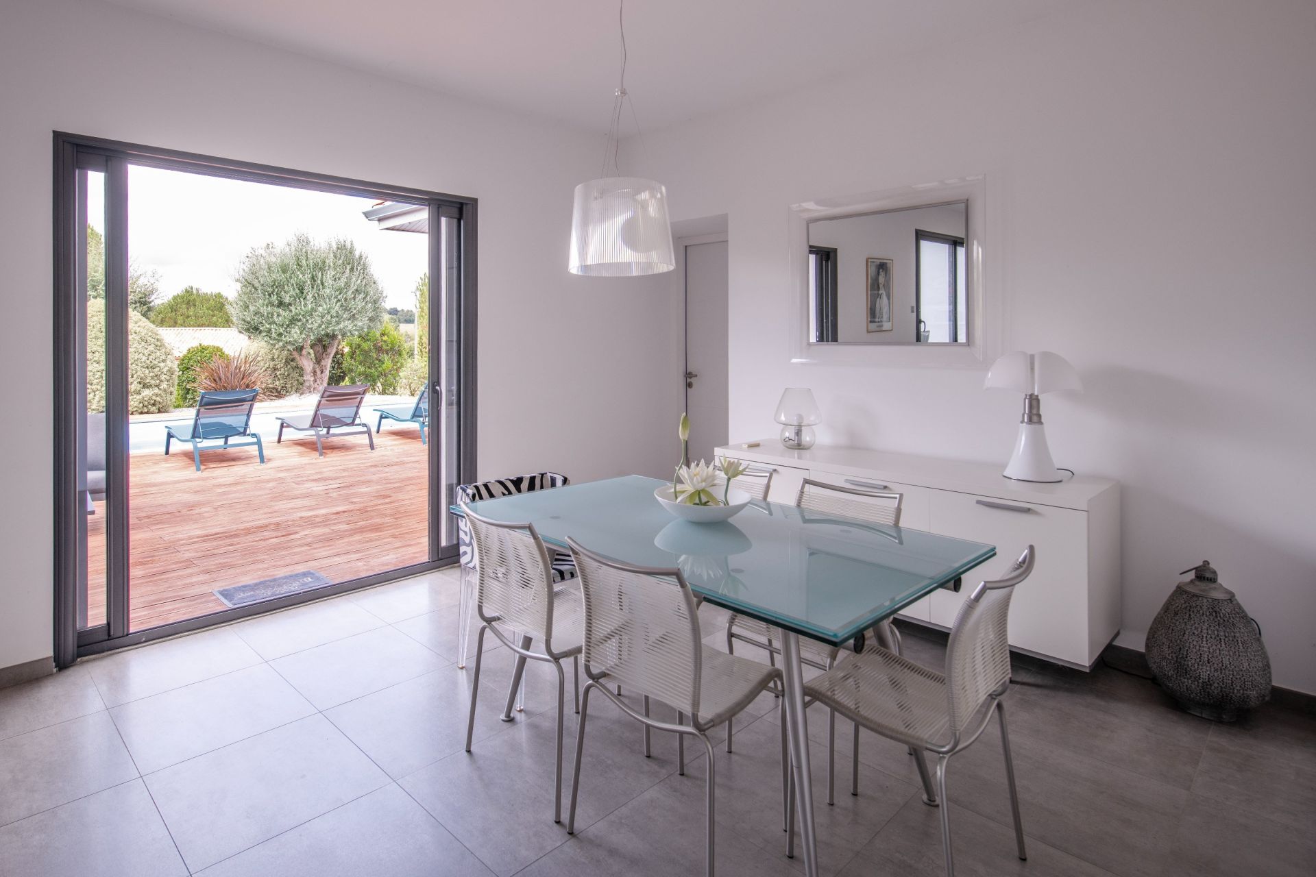 luxury house 7 Rooms for sale on PORT ST PERE (44710)