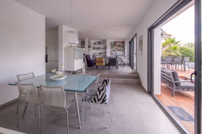 Sale Luxury house Port-Saint-Père 7 Rooms 211 m²