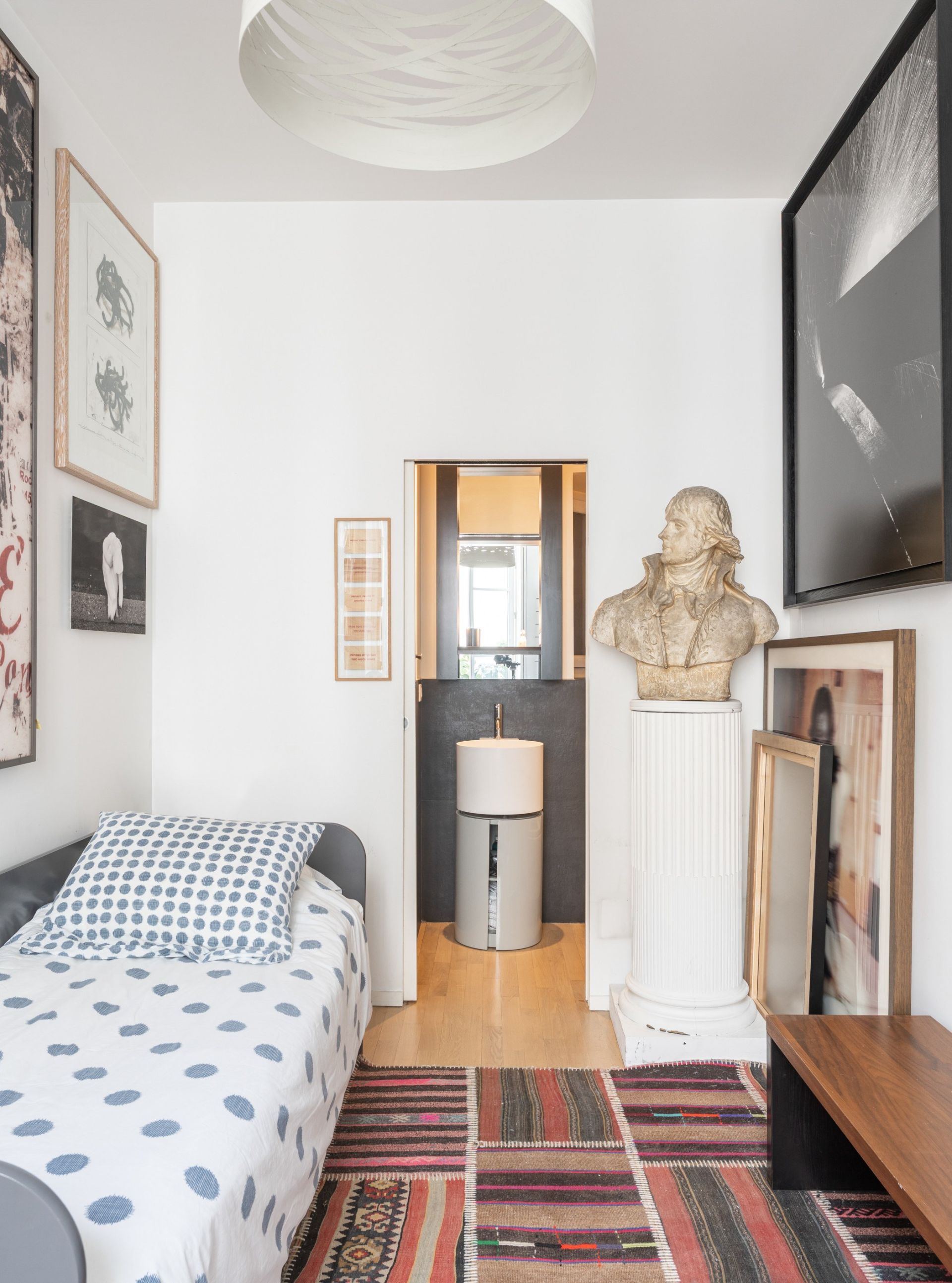 luxury apartment 5 Rooms for sale on PARIS (75006)