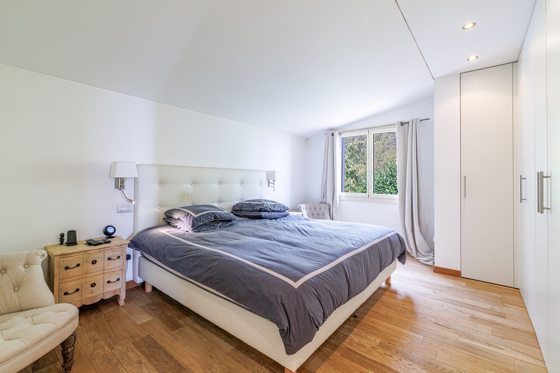 luxury villa 6 Rooms for sale on LA TURBIE (06320)