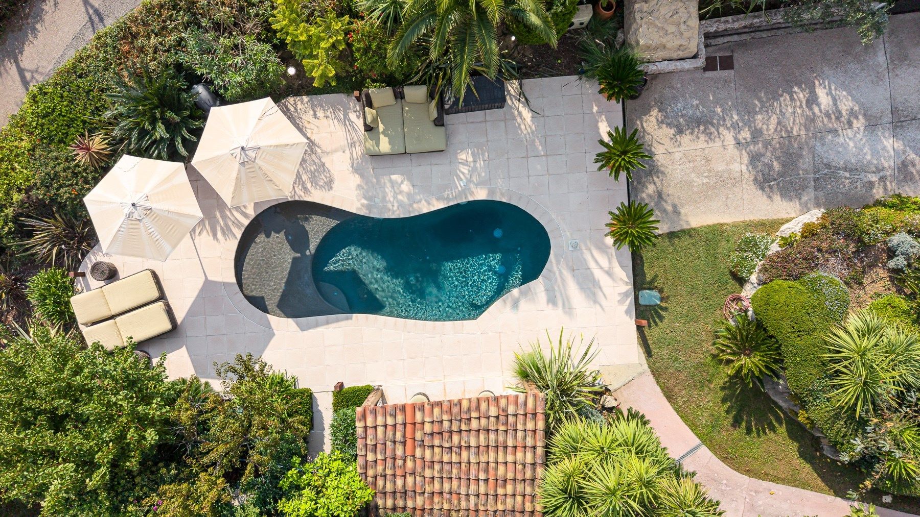 luxury villa 6 Rooms for sale on LA TURBIE (06320)