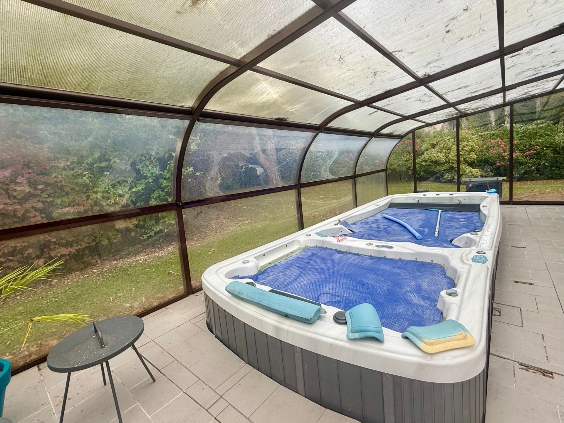 luxury house 7 Rooms for sale on BIHOREL (76420)