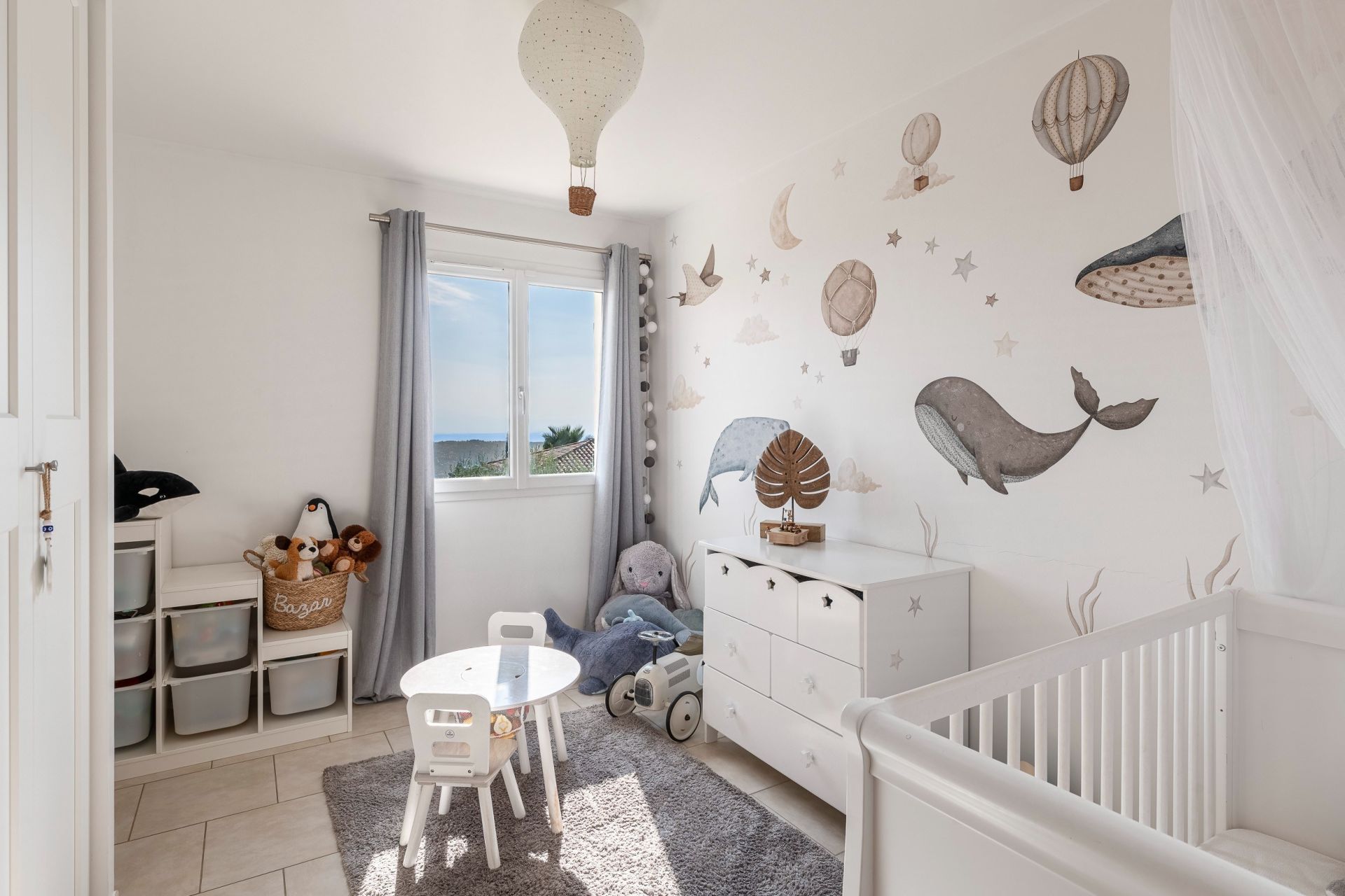 luxury villa 5 Rooms for sale on GATTIERES (06510)