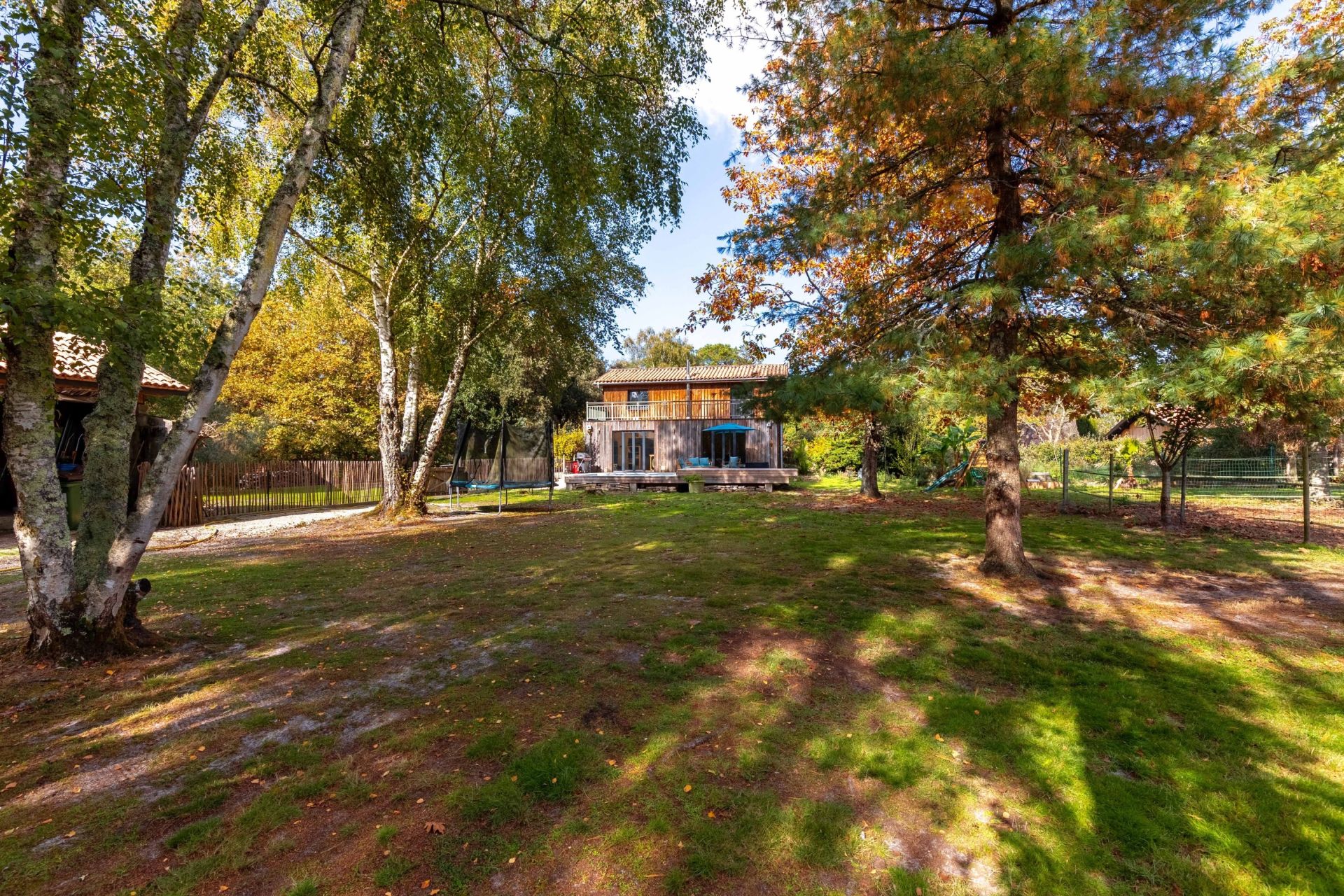 luxury house 7 Rooms for sale on GUJAN MESTRAS (33470)