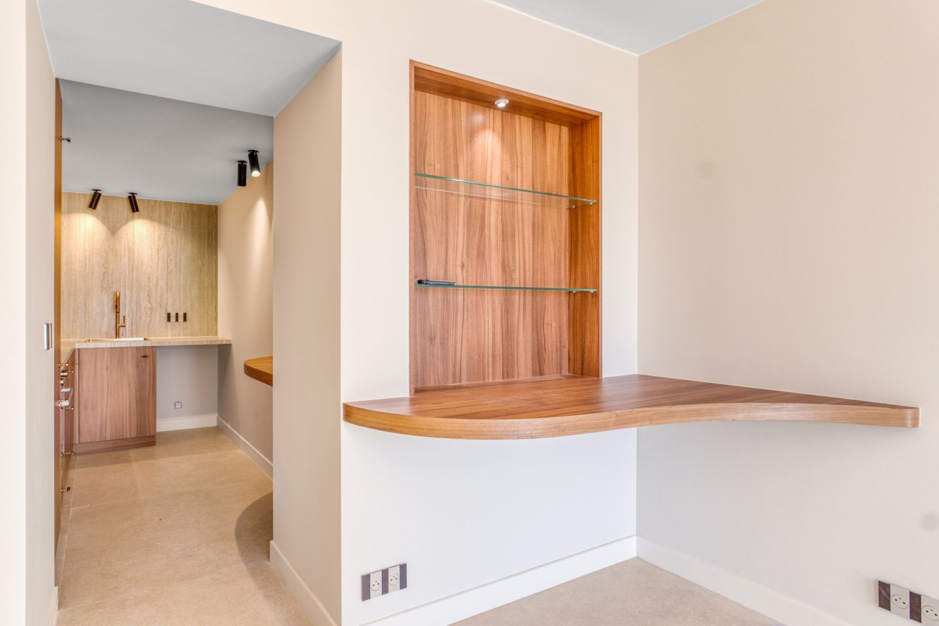 townhouse 4 Rooms for sale on ROQUEBRUNE CAP MARTIN (06190)