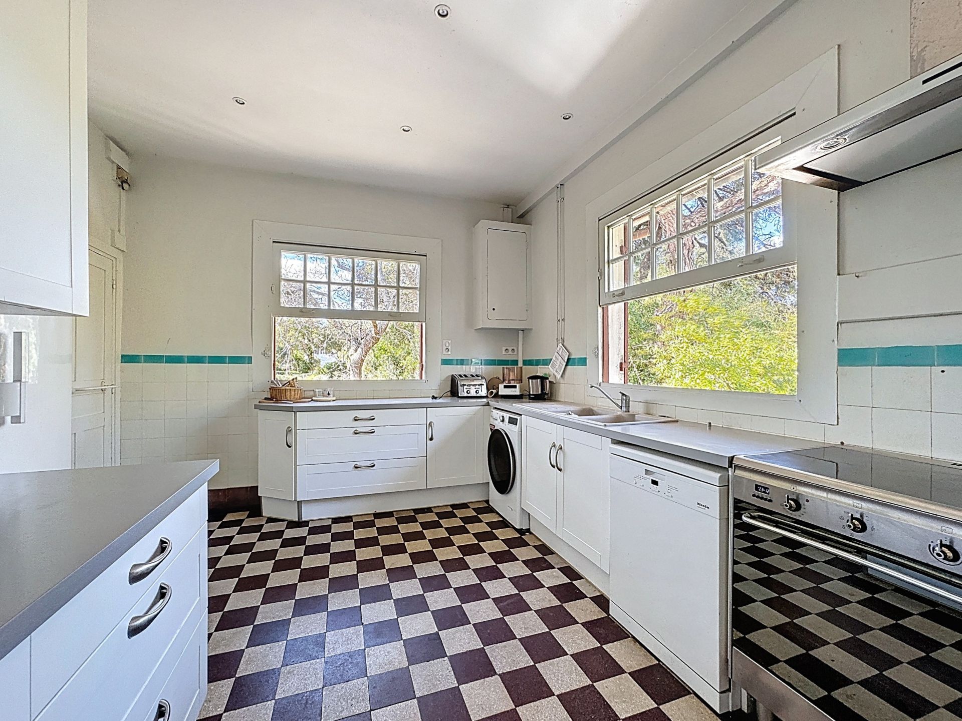 luxury house 13 Rooms for sale on SOORTS HOSSEGOR (40150)