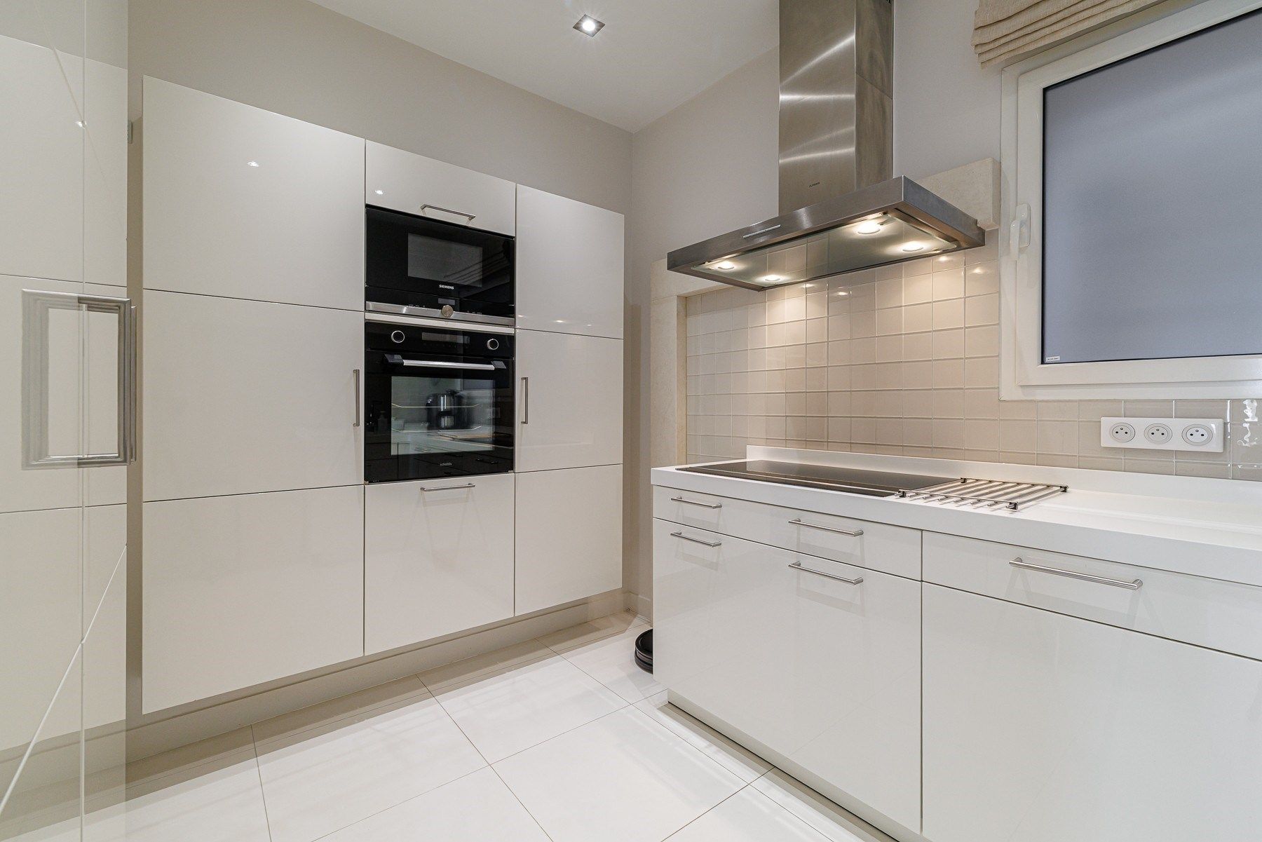 luxury apartment 3 Rooms for sale on NICE (06000)