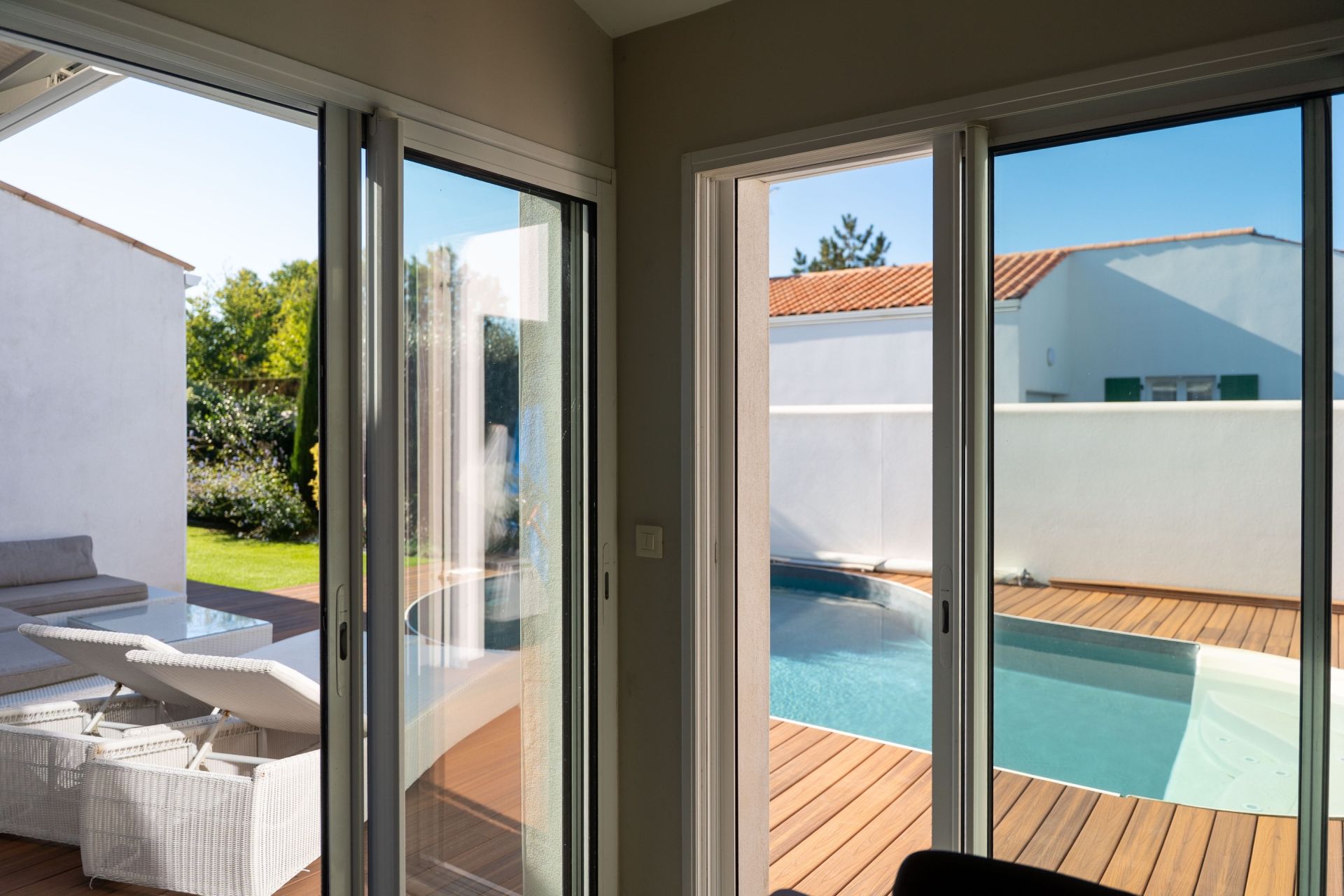 luxury house 6 Rooms for sale on LE CHATEAU D OLERON (17480)