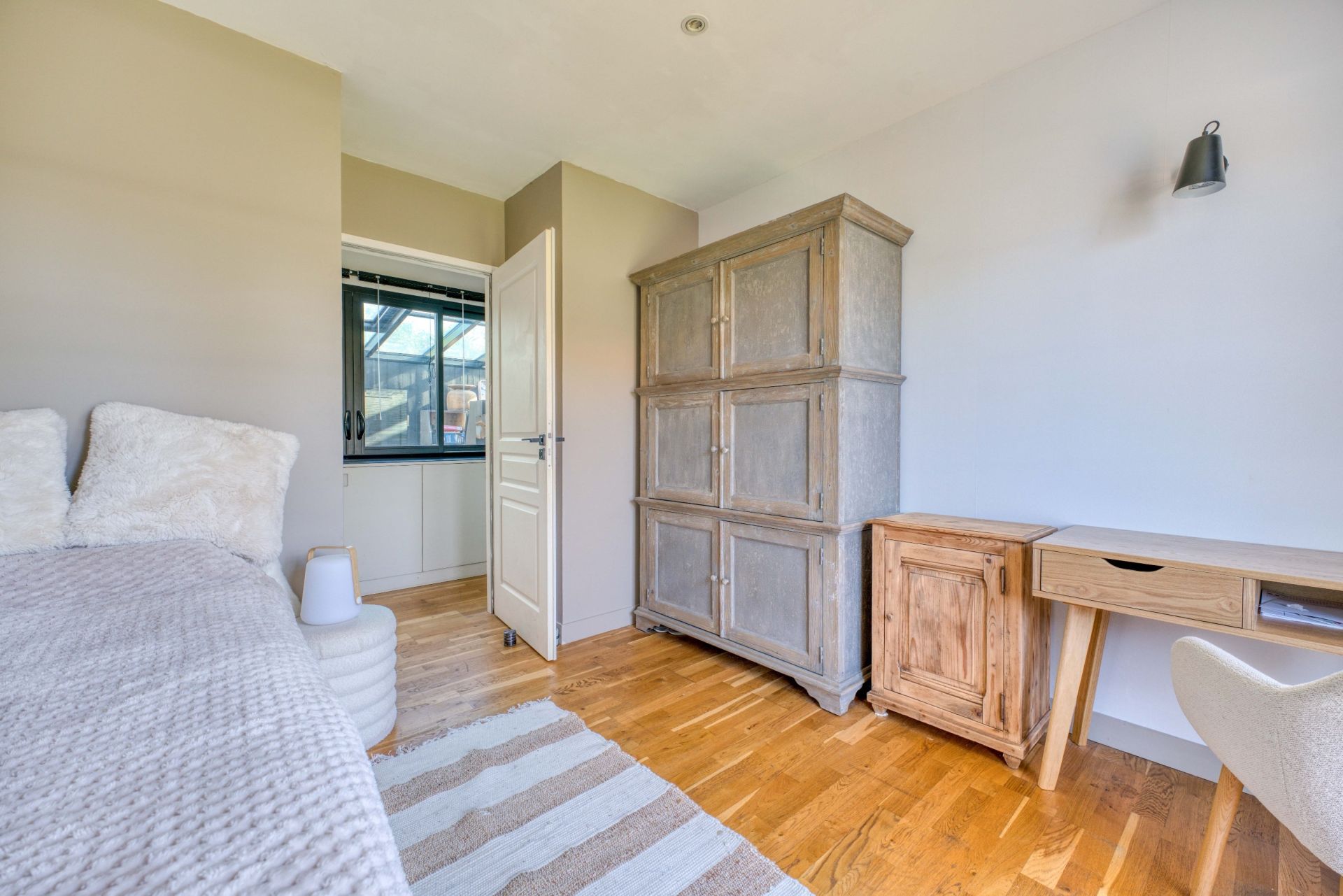 luxury house 6 Rooms for sale on LE CHATEAU D OLERON (17480)