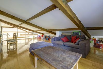 Sale Luxury house L'Isle-Jourdain 7 Rooms 296 m²