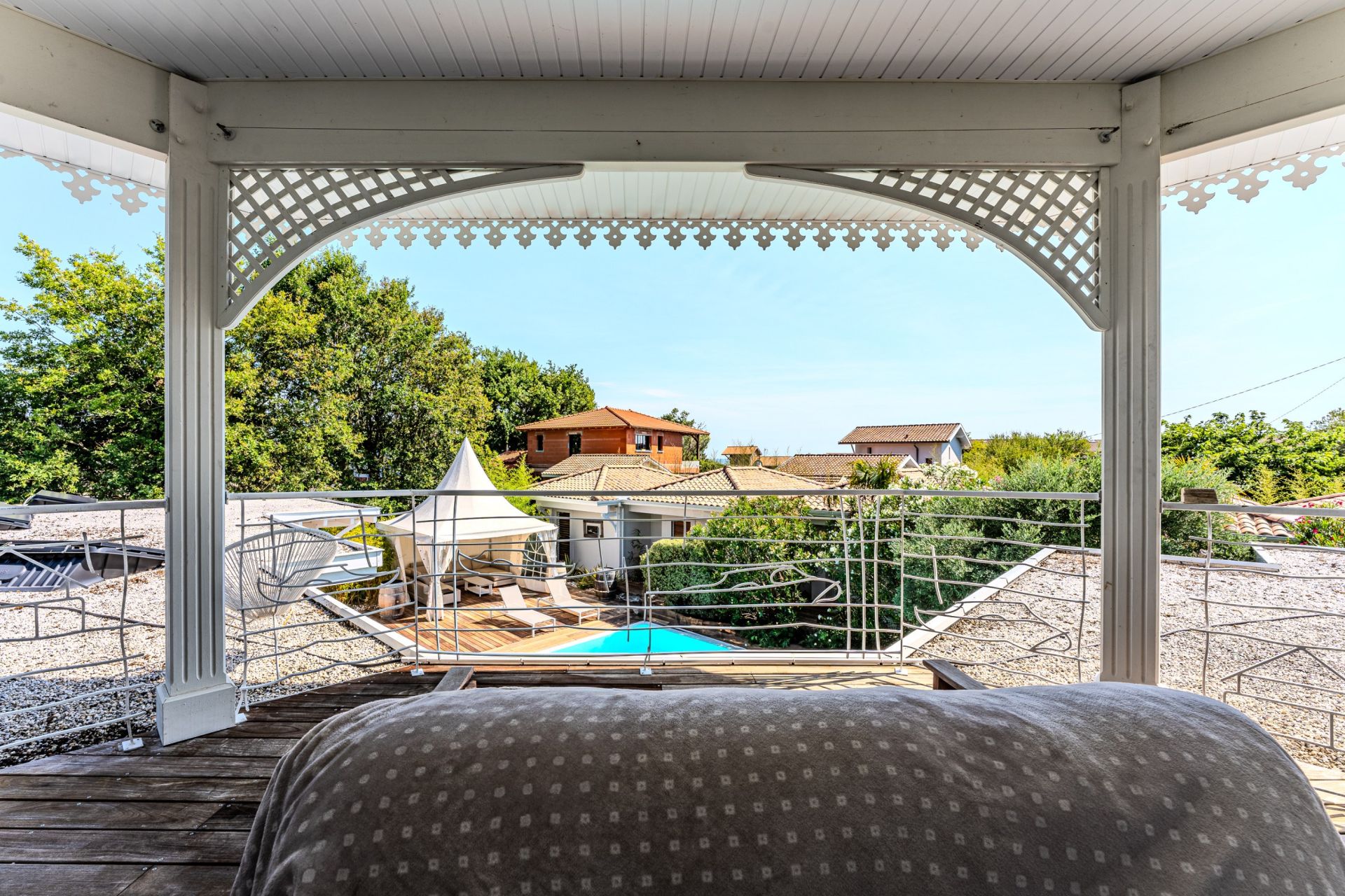 luxury house 11 Rooms for sale on ANDERNOS LES BAINS (33510)