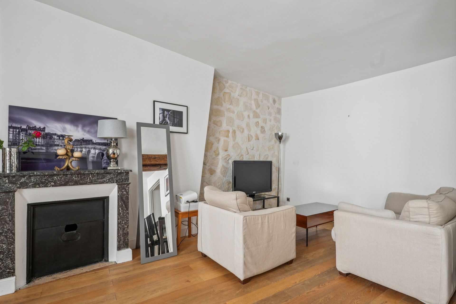 luxury apartment 2 Rooms for sale on PARIS (75006)