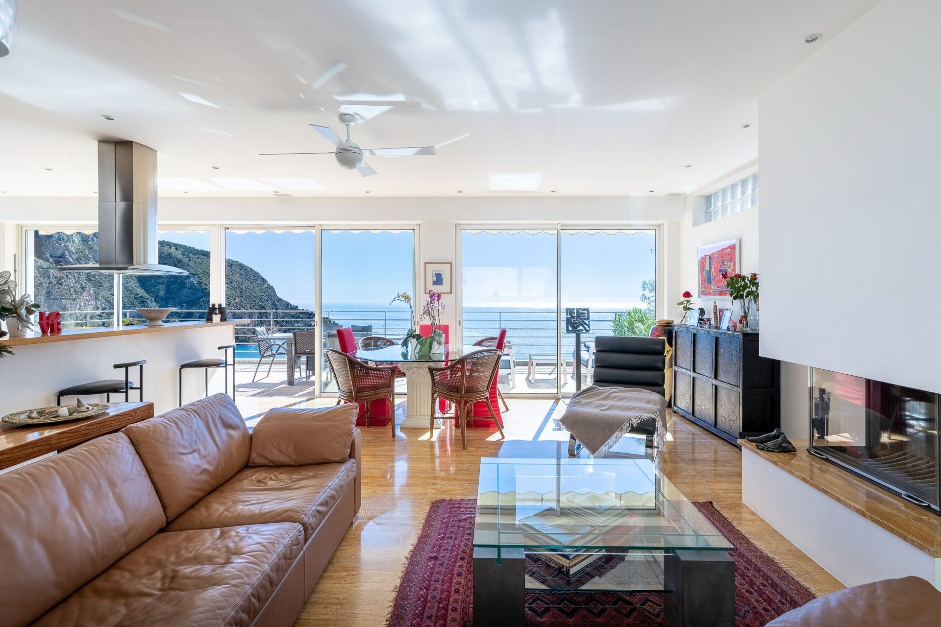 luxury villa 6 Rooms for sale on EZE (06360)