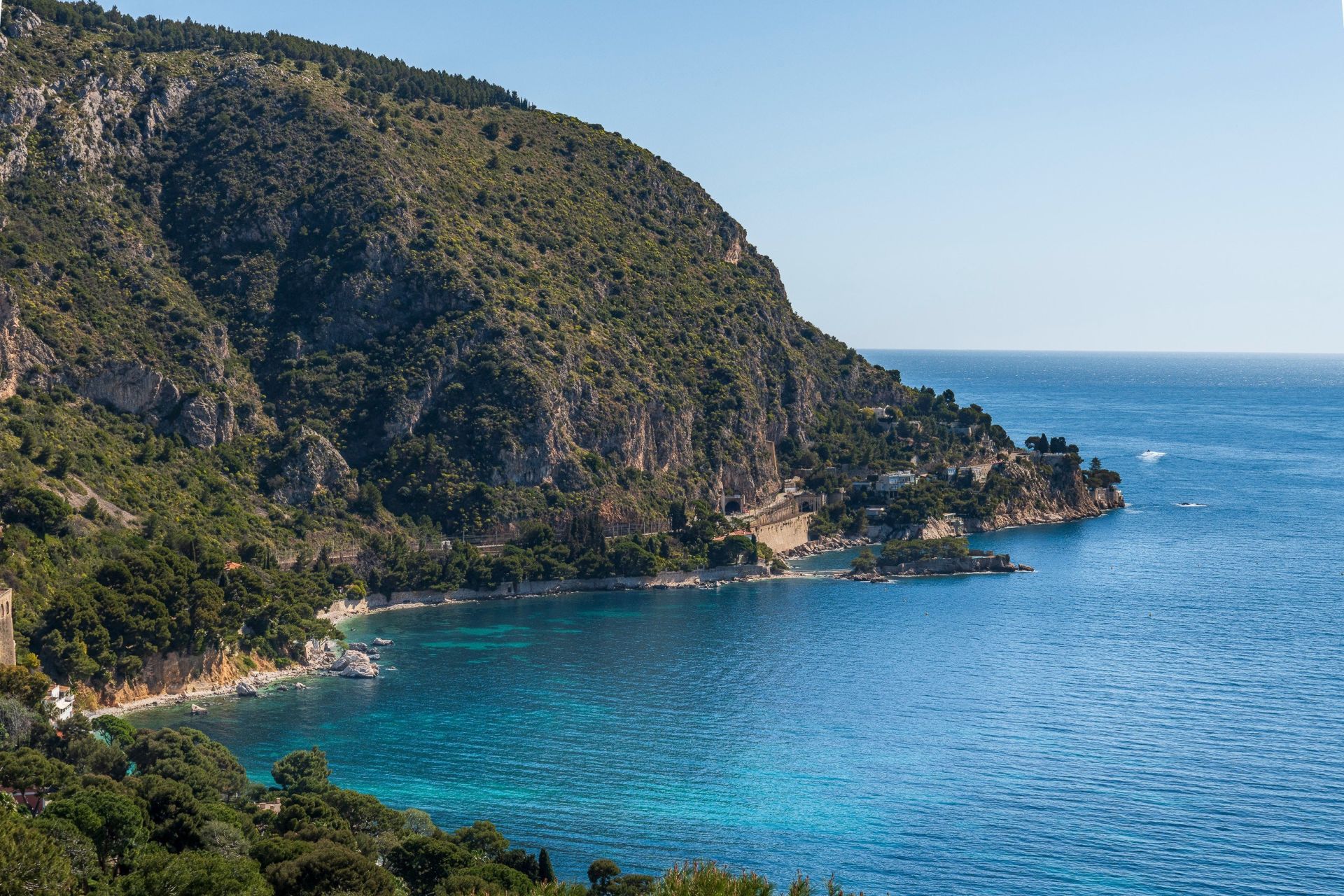 luxury villa 6 Rooms for sale on EZE (06360)