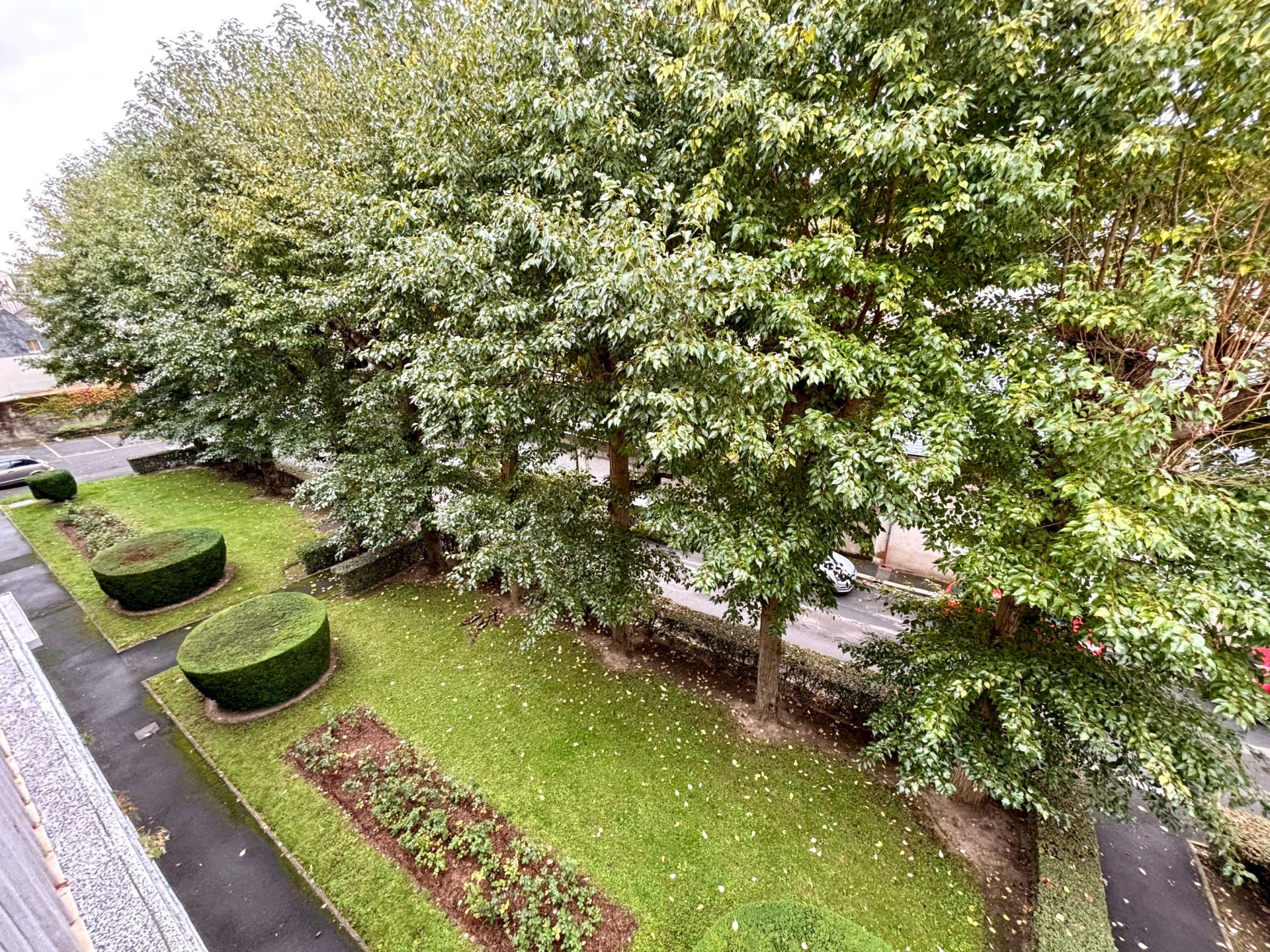 luxury apartment 7 Rooms for sale on TOURS (37100)